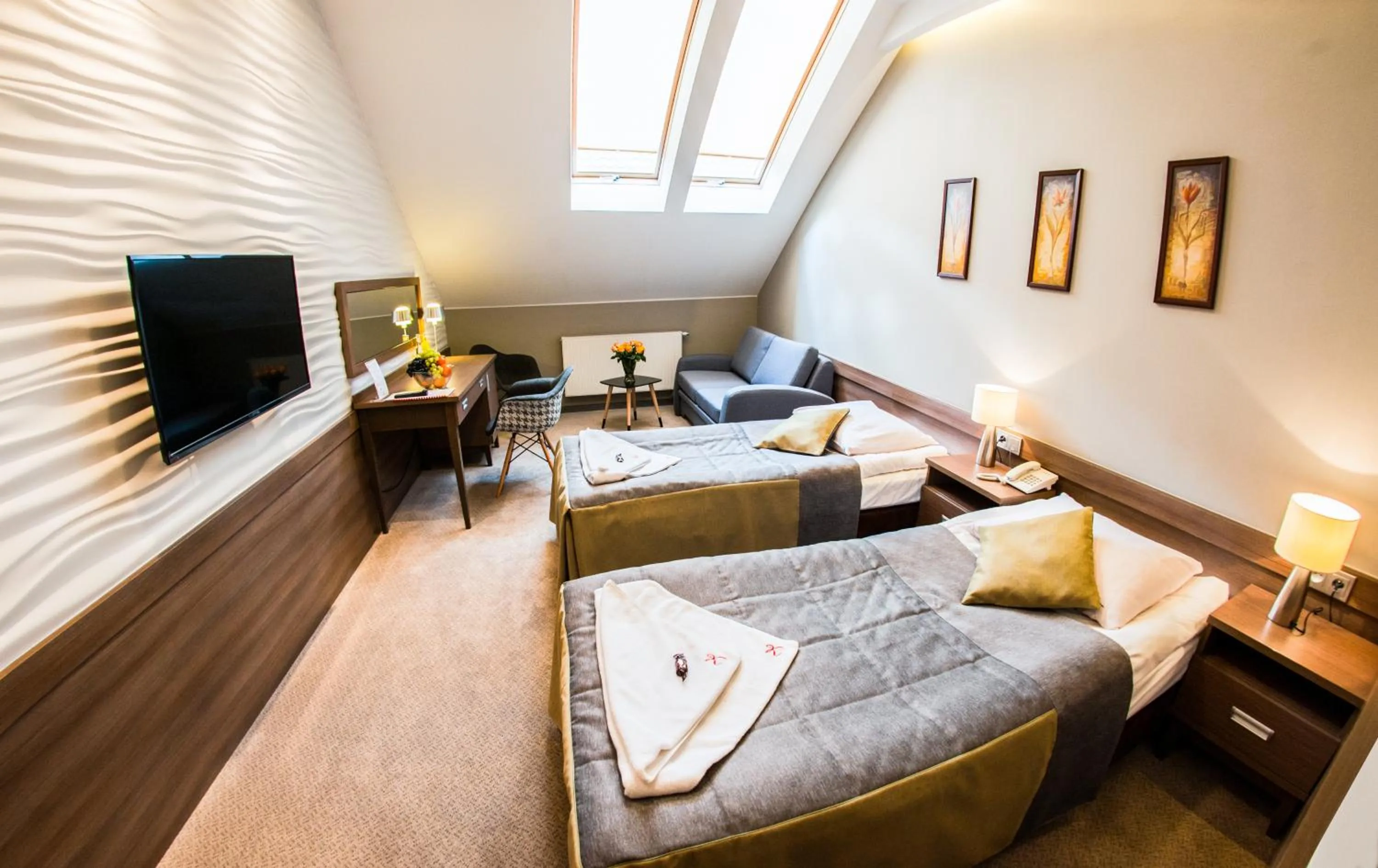 Photo of the whole room, Bed in Hotel Konstancja