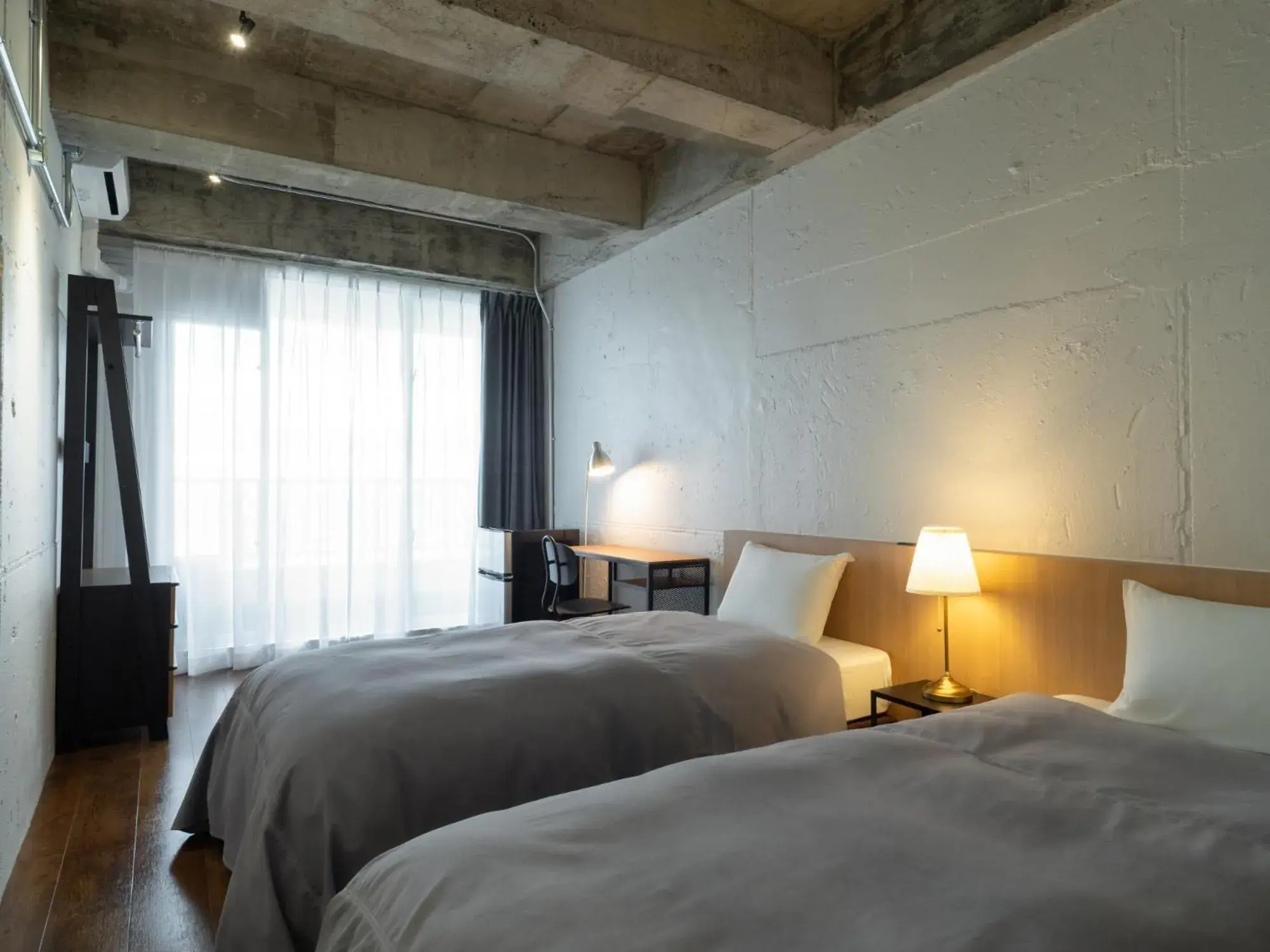 Moderate Twin Room - single occupancy in SEAMORE RESIDENCE Moderate Twin Room - single occupancy in SEAMORE RESIDENCE