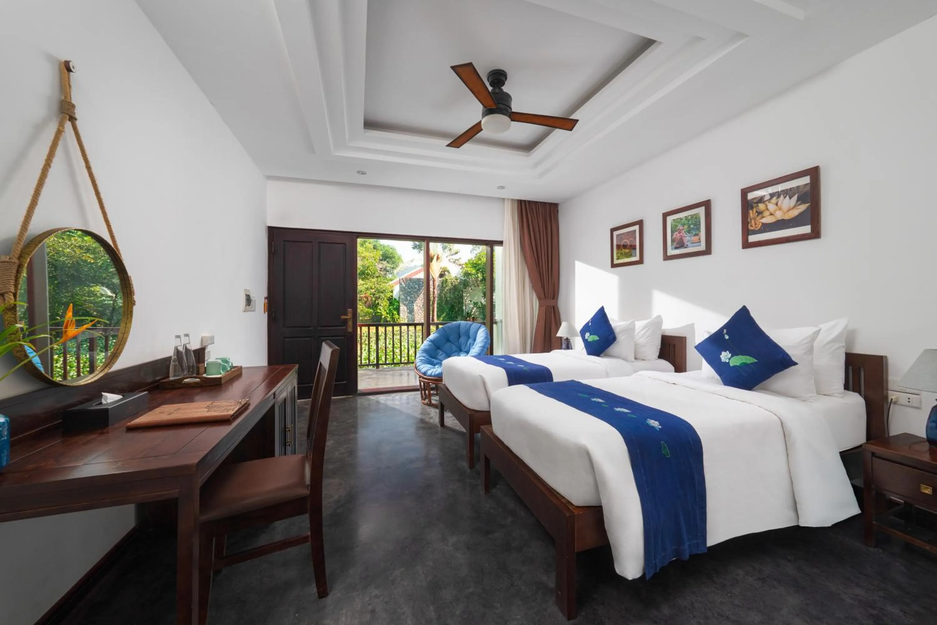 Photo of the whole room, Bed in Aravinda Resort Ninh Binh