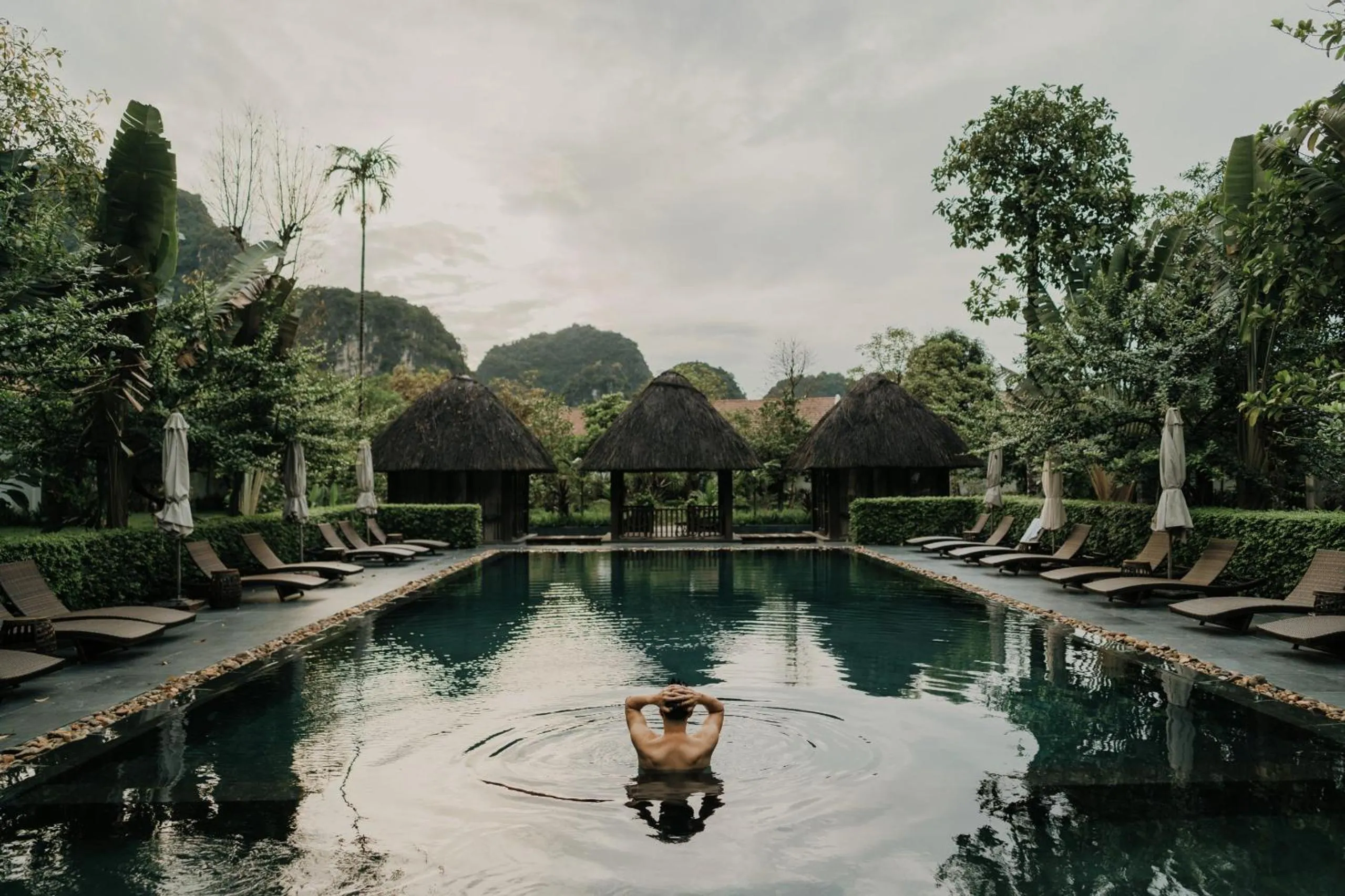 Swimming pool in Aravinda Resort Ninh Binh
