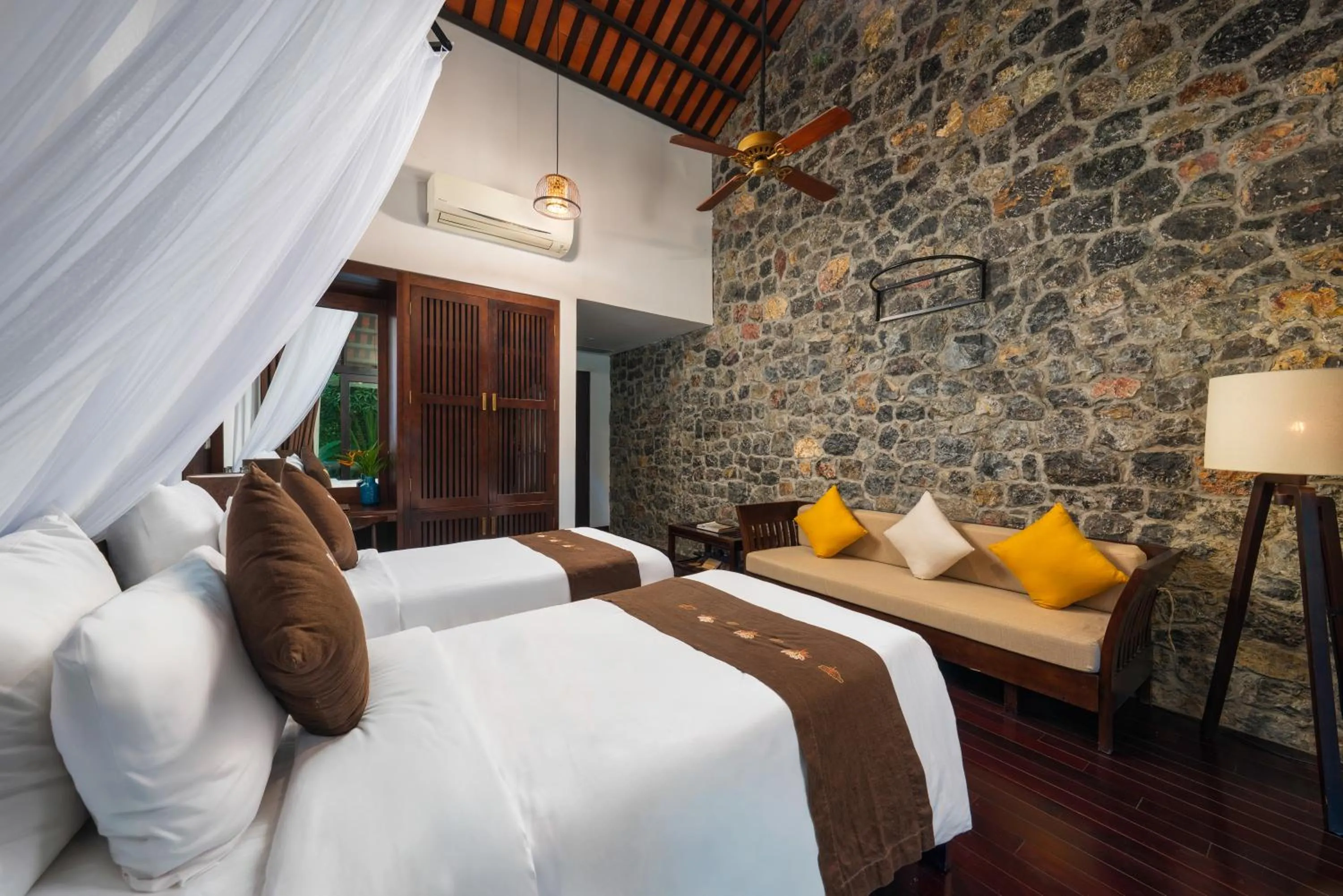 Photo of the whole room, Bed in Aravinda Resort Ninh Binh