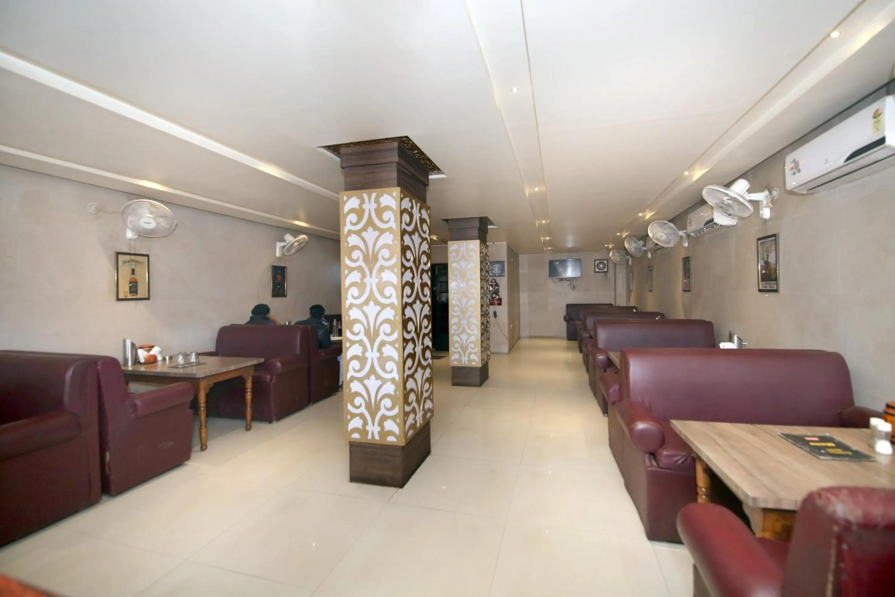 Lobby or reception in Capital O Kartik