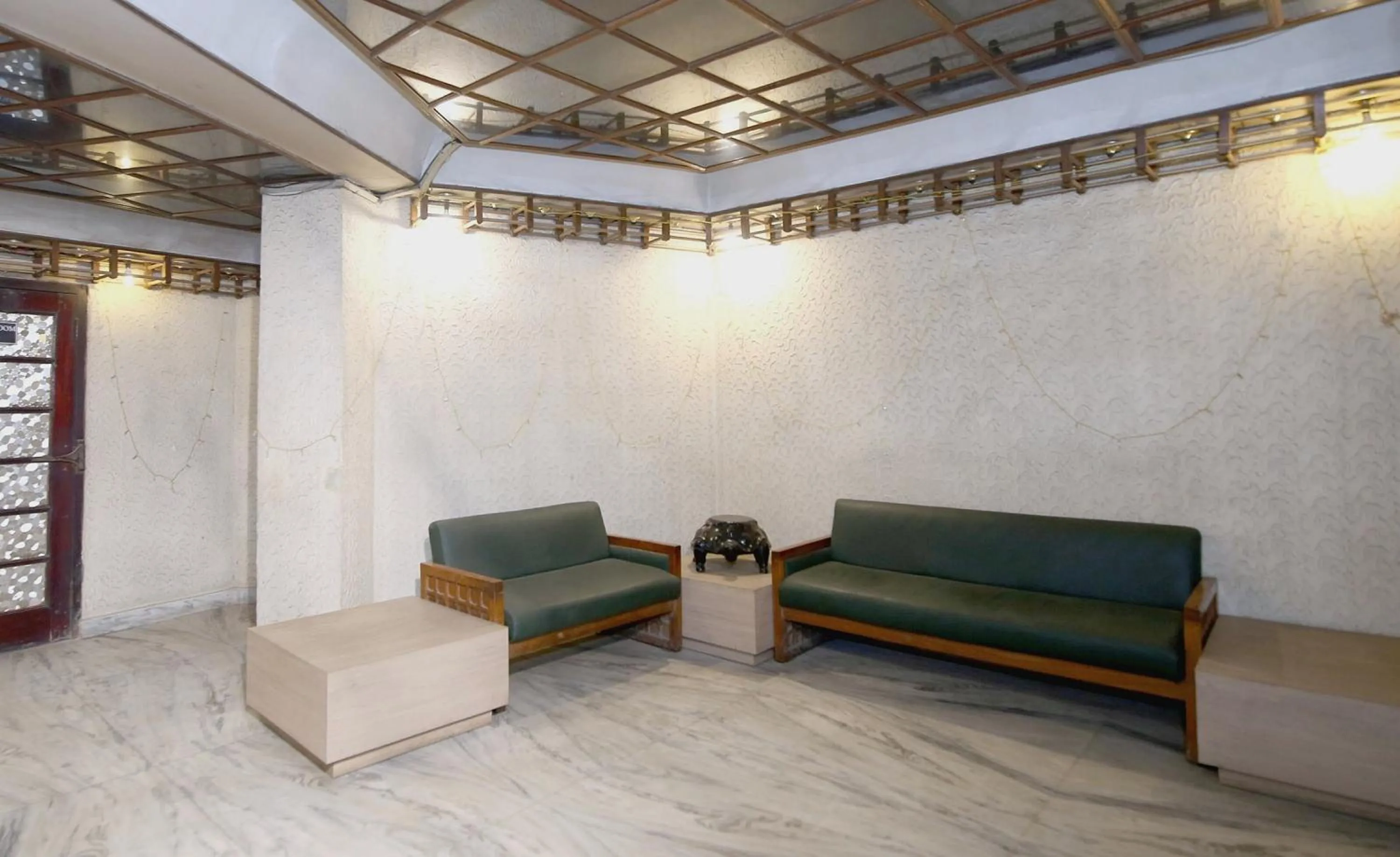 Lobby or reception in Capital O Kartik