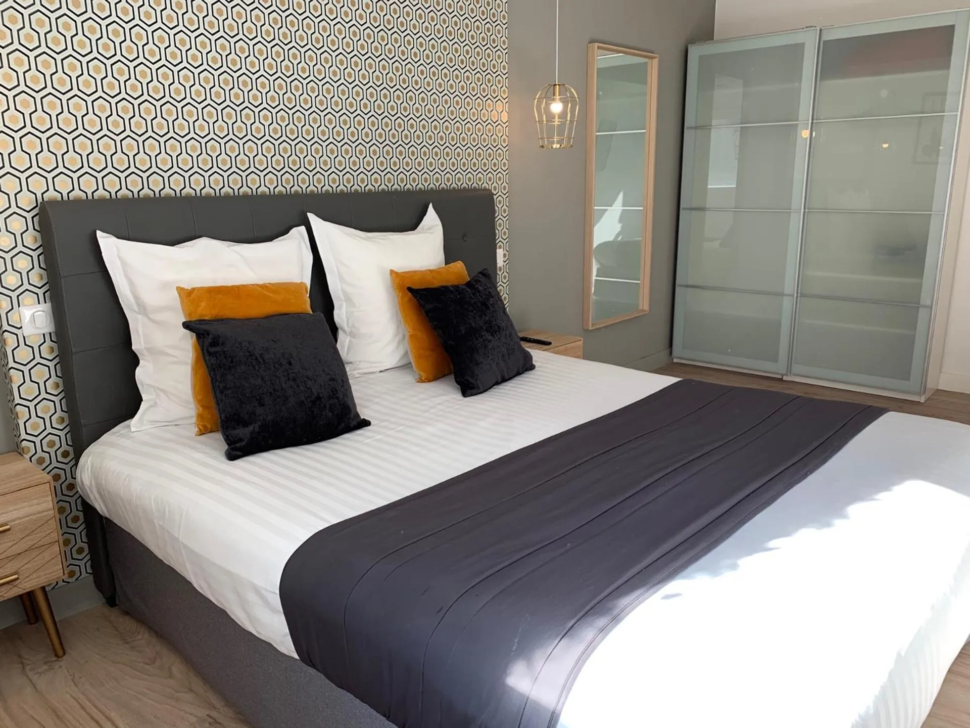 Bed in City Loft Apparthotel