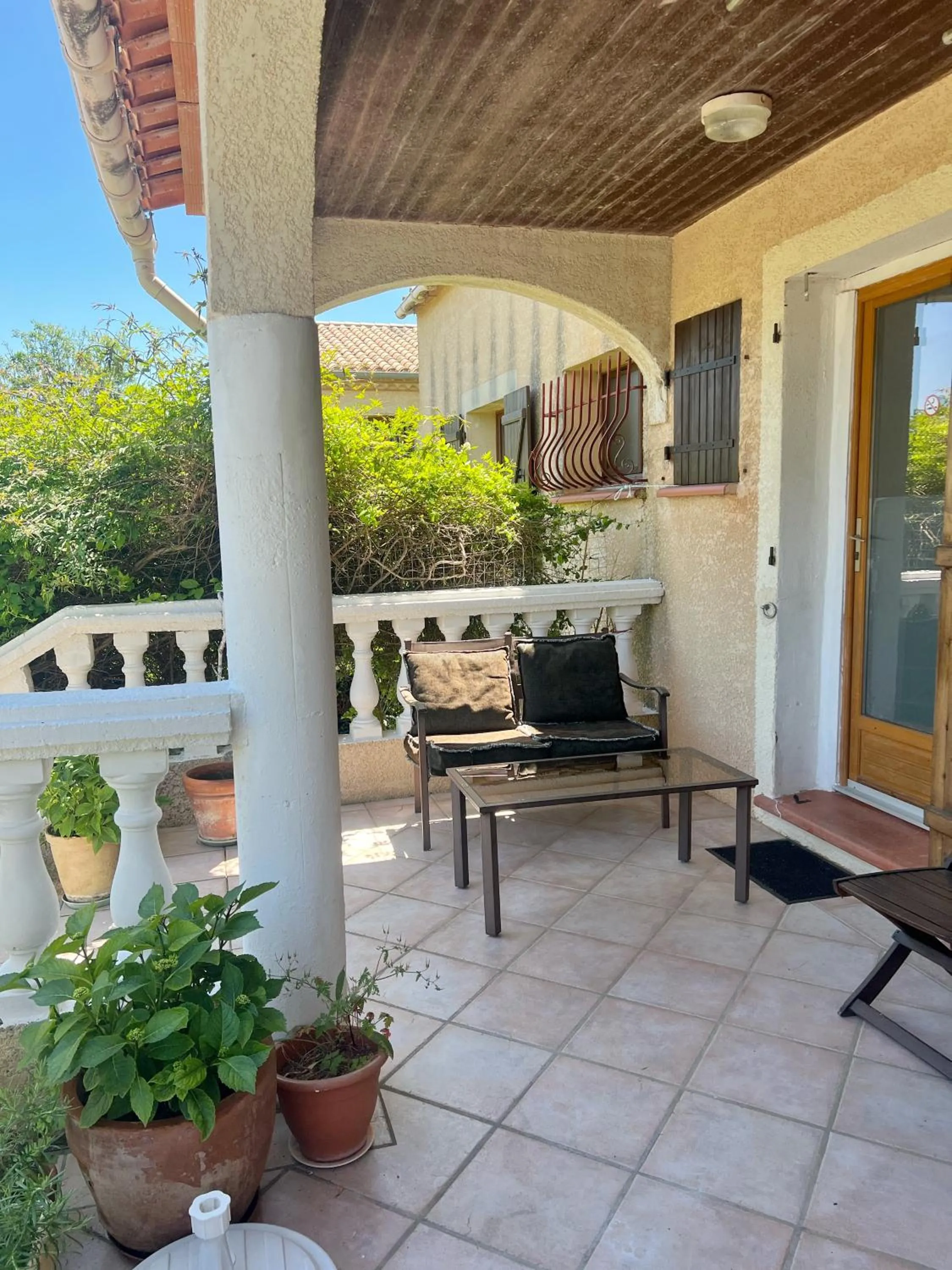 Patio in Bed & Breakfast Le Beauséjour