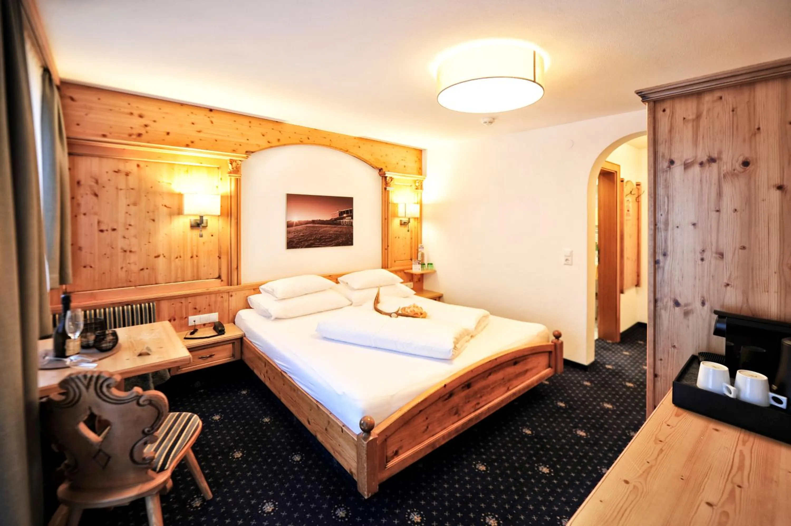 Bed in Hotel Garni Bellevue