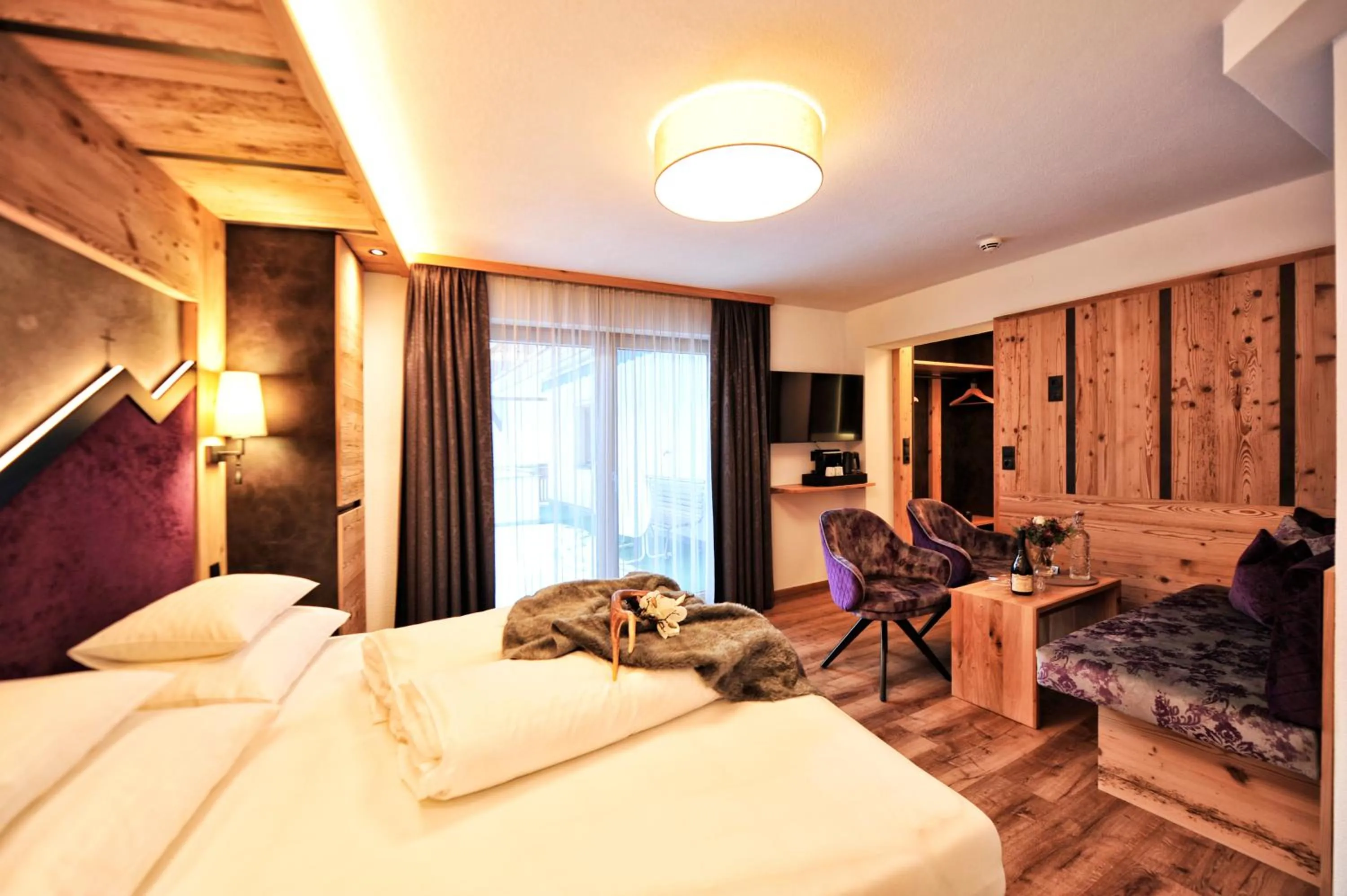 Bed in Hotel Garni Bellevue