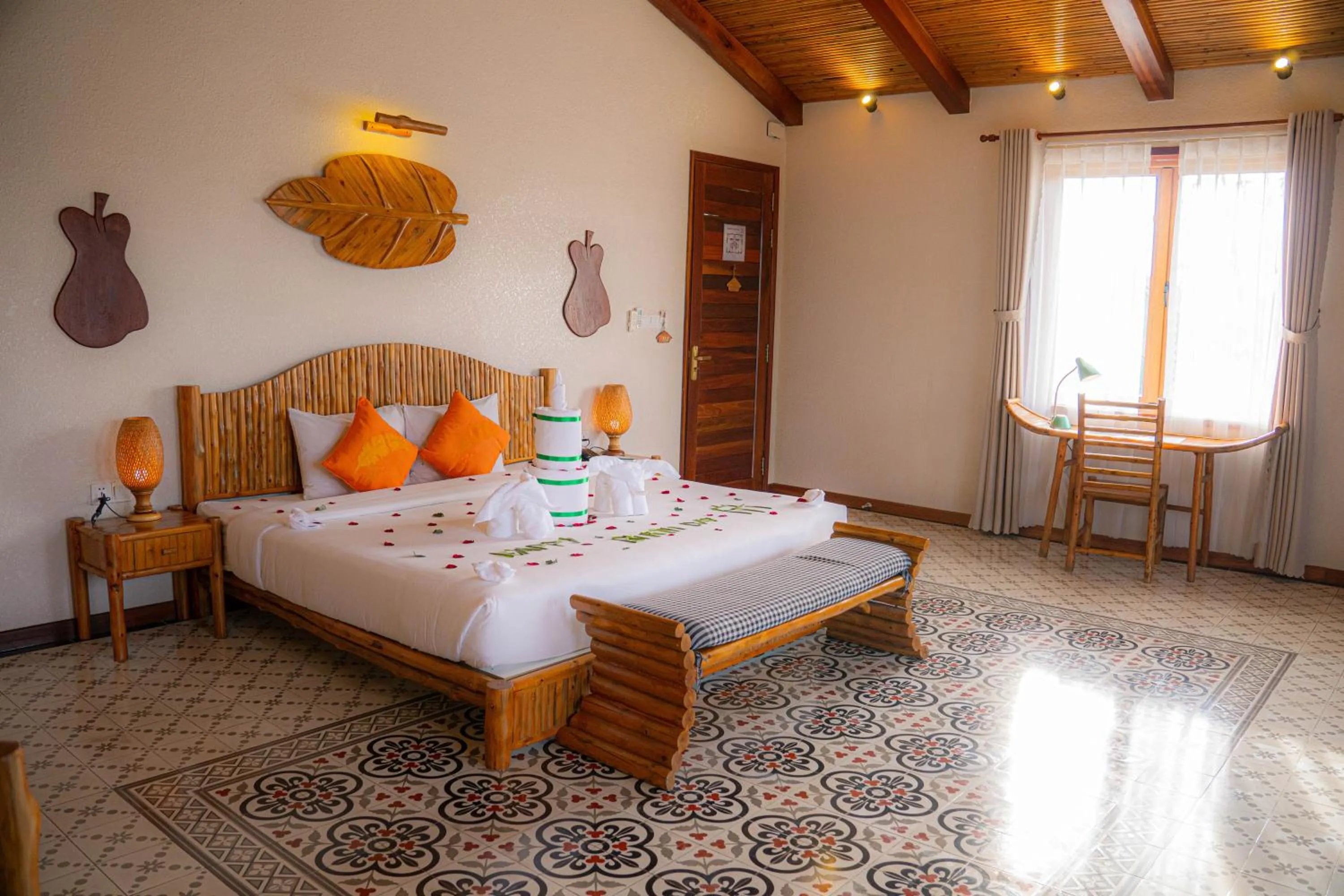 Bed in Can Tho Ecolodge