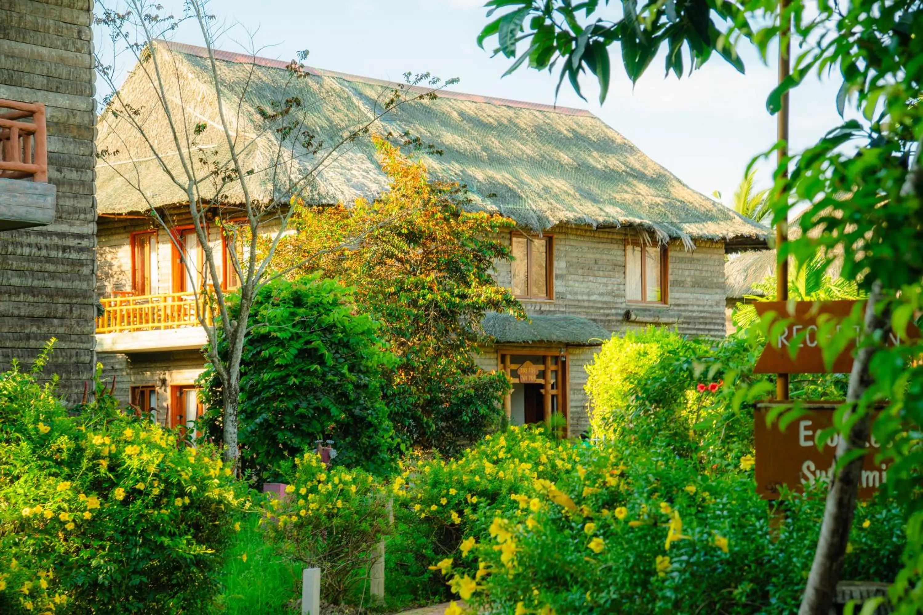 Guests in Can Tho Ecolodge