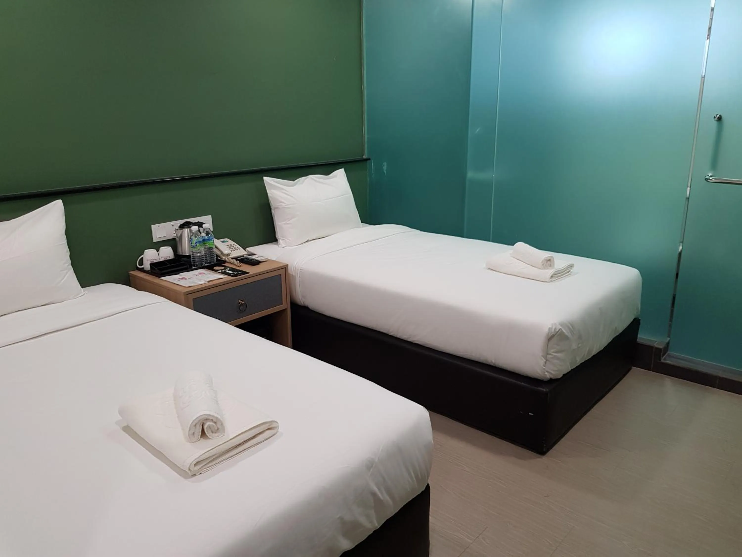 Photo of the whole room, Bed in Bloommaze Boutique Hotel Klang