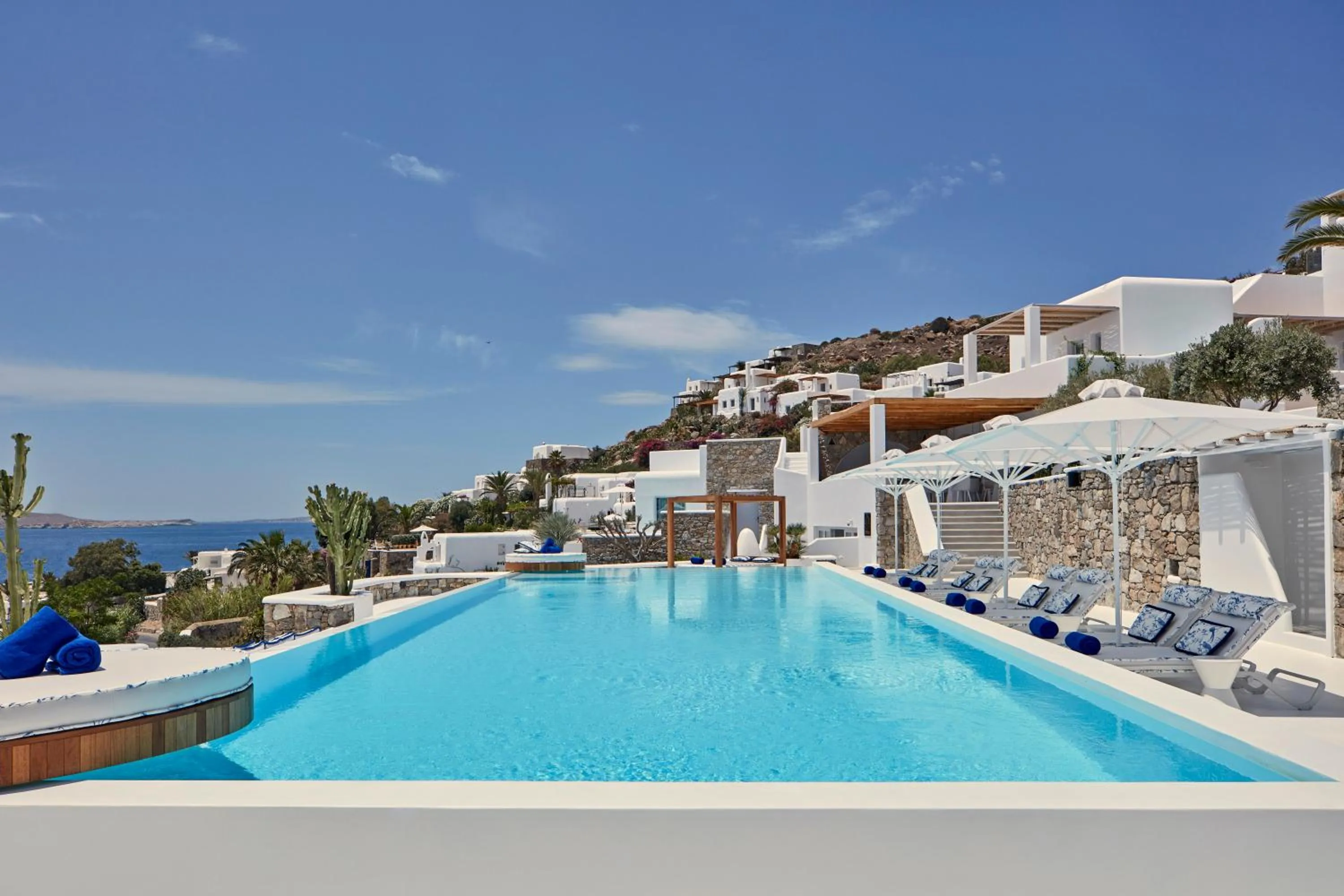 Lounge or bar in Katikies Mykonos - The Leading Hotels of the World