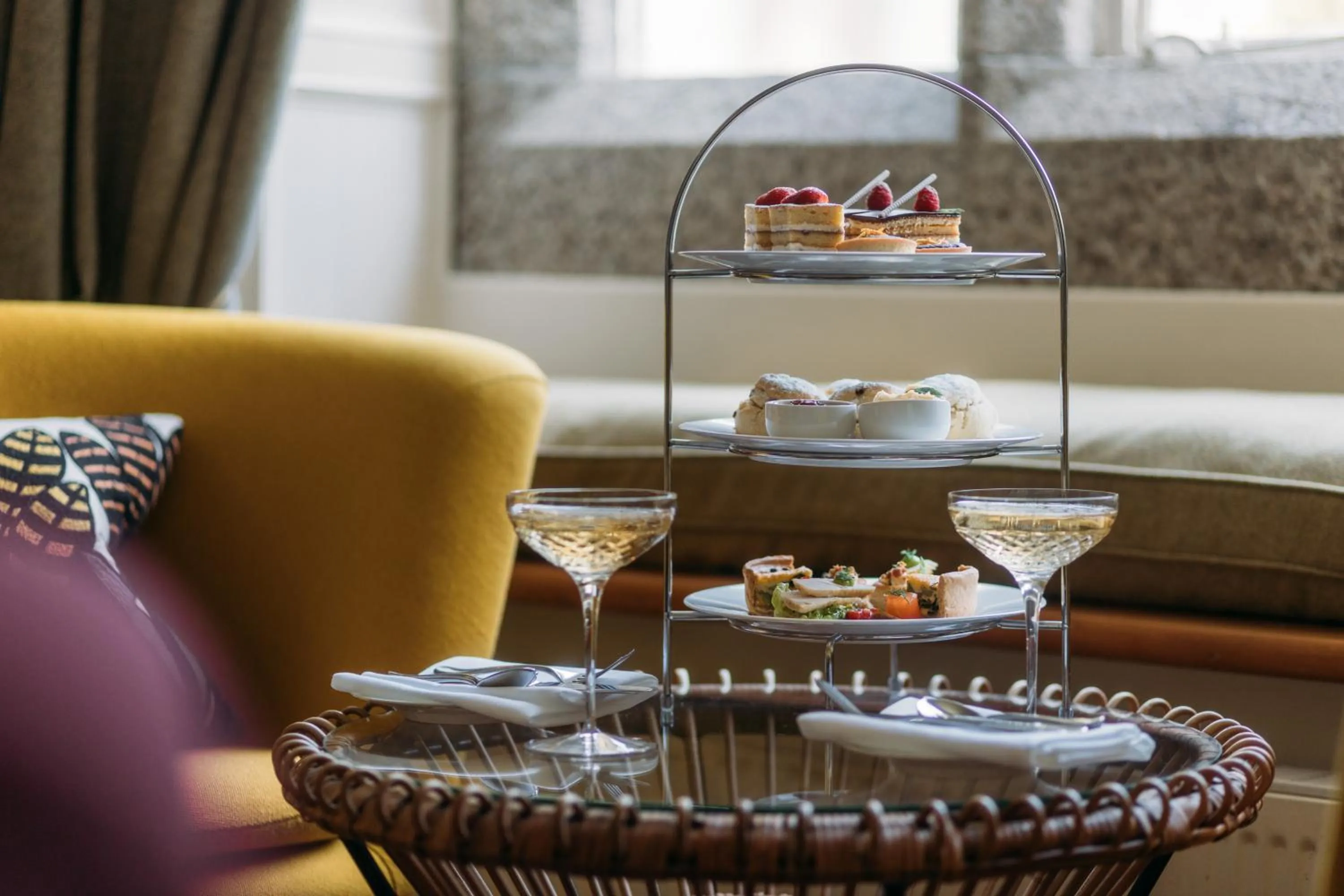 Food and drinks in Hotel Meudon