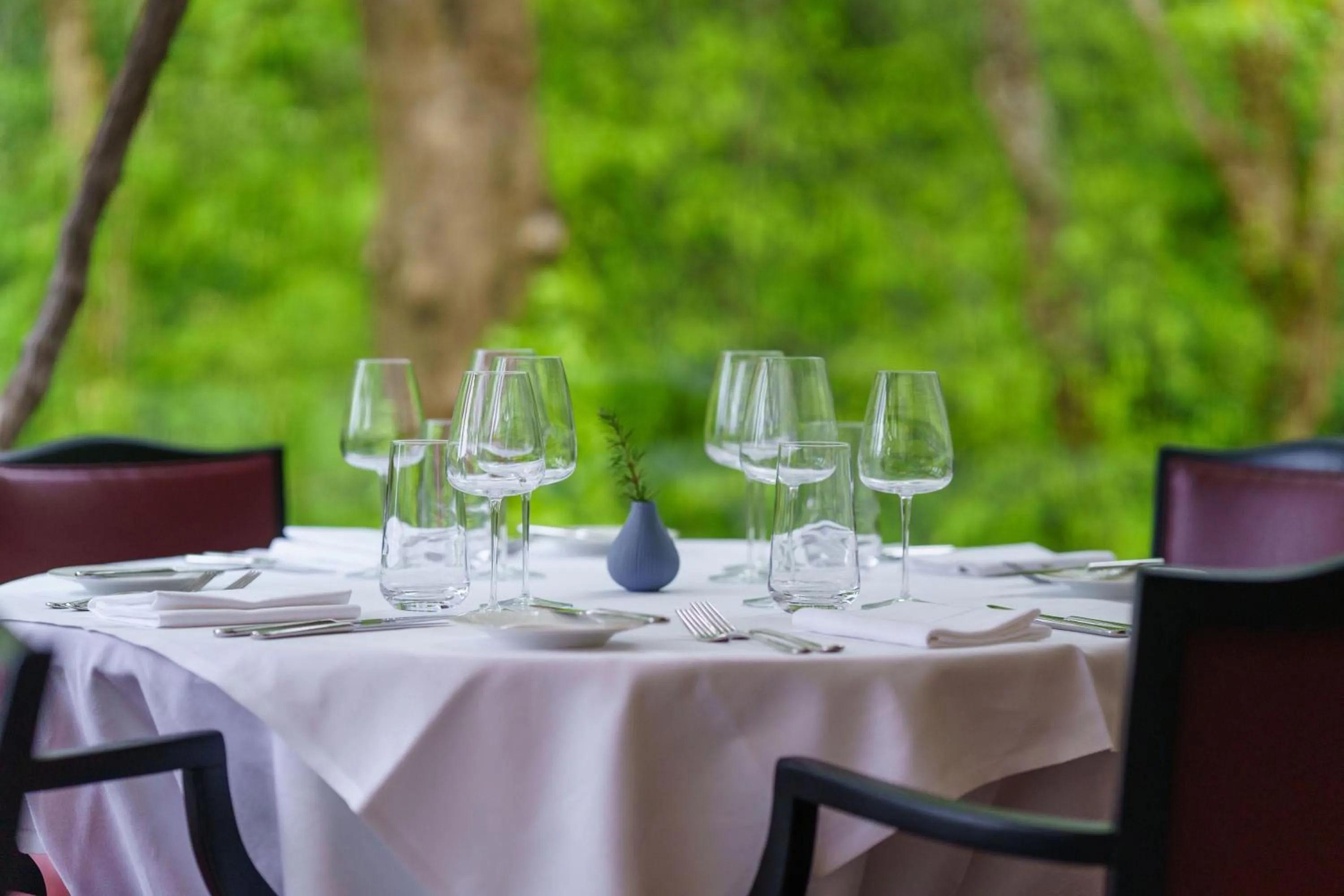 Restaurant/places to eat in Hotel Meudon