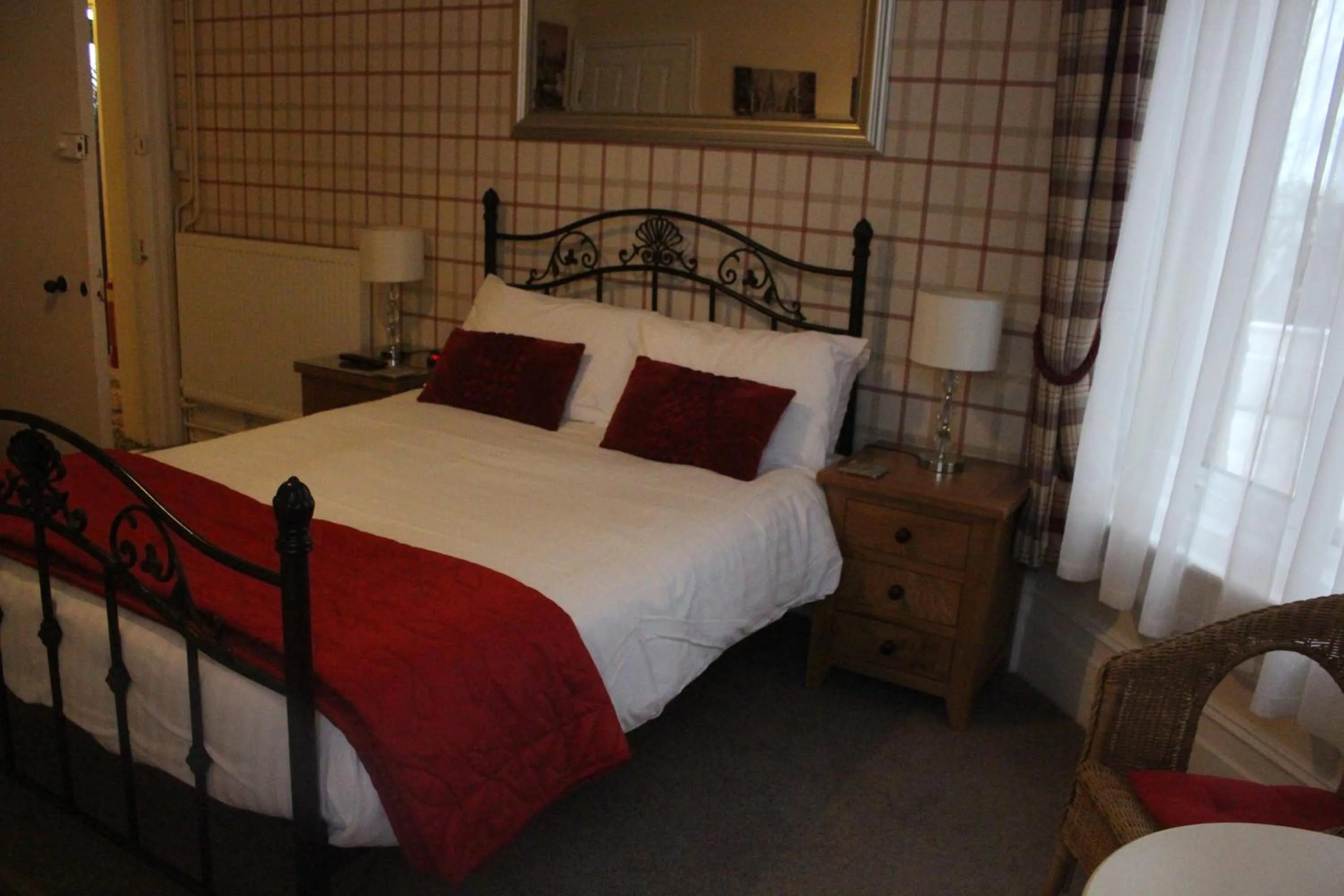 Photo of the whole room, Bed in Beamsley Lodge B&B