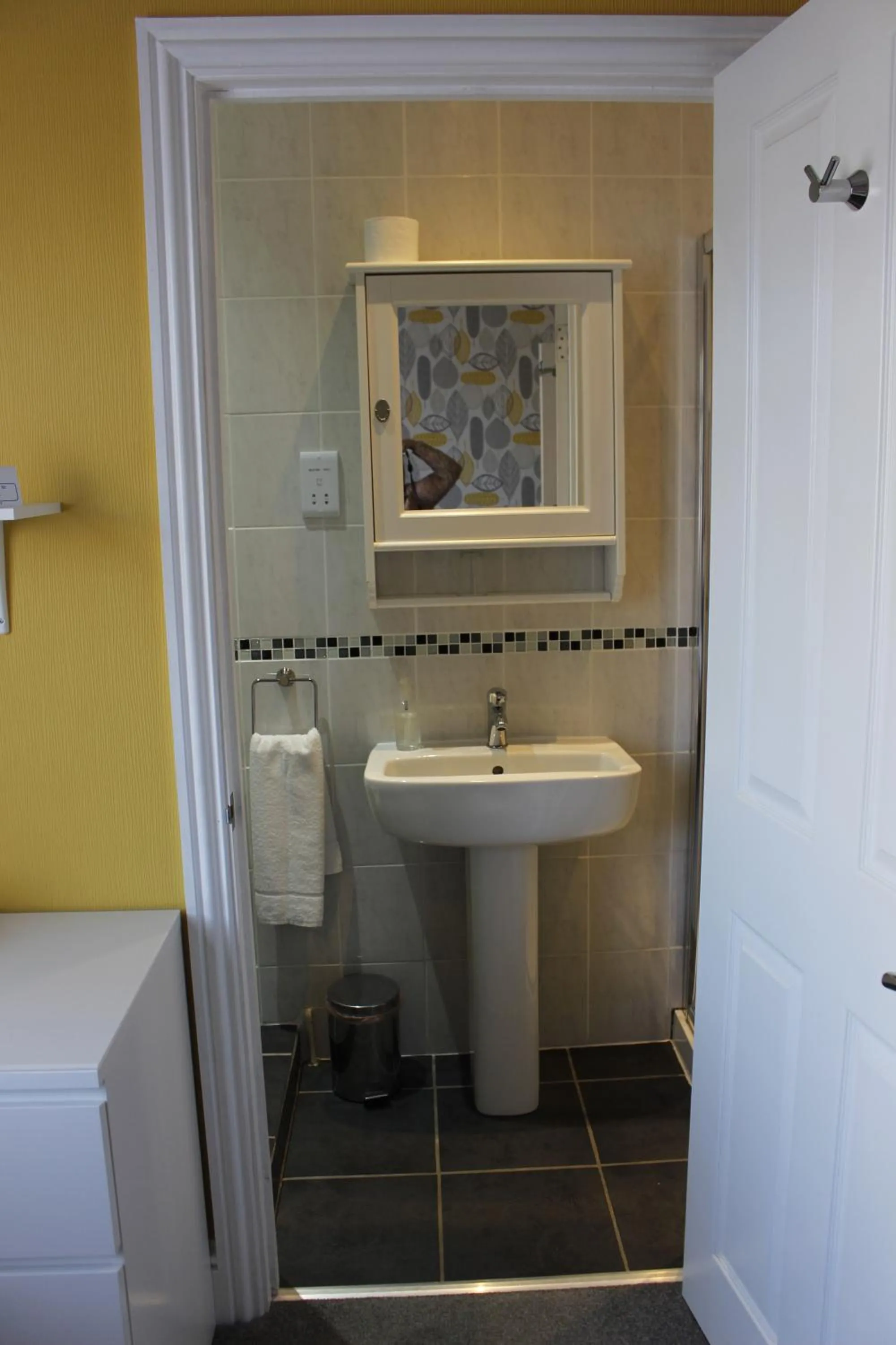 Bathroom in Beamsley Lodge B&B