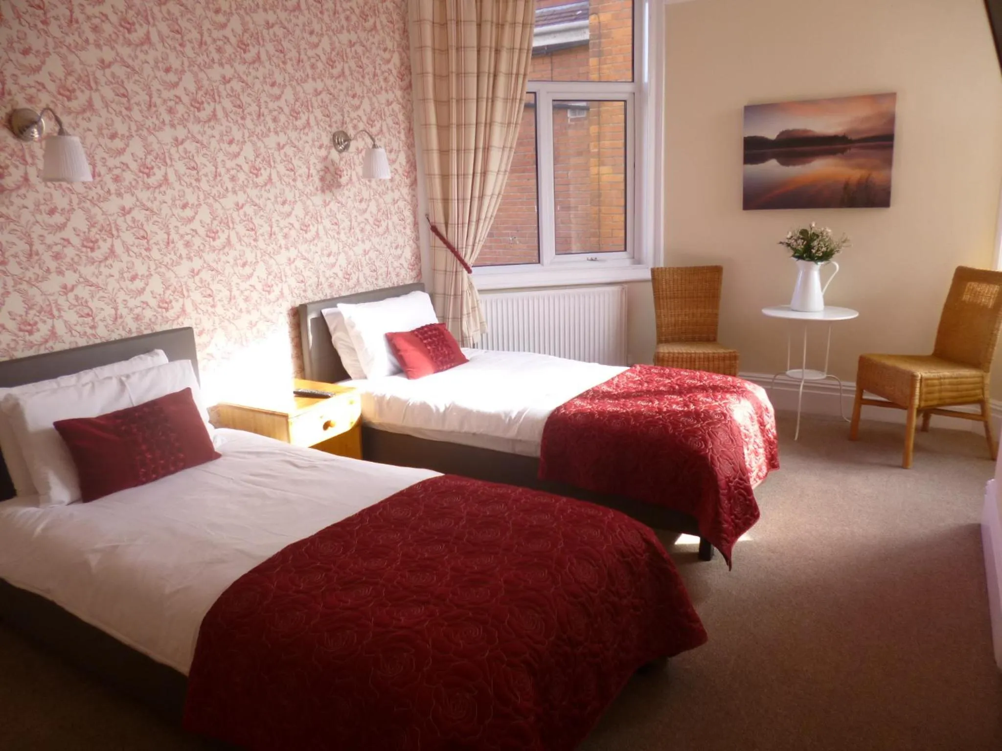 Photo of the whole room, Bed in Beamsley Lodge B&B