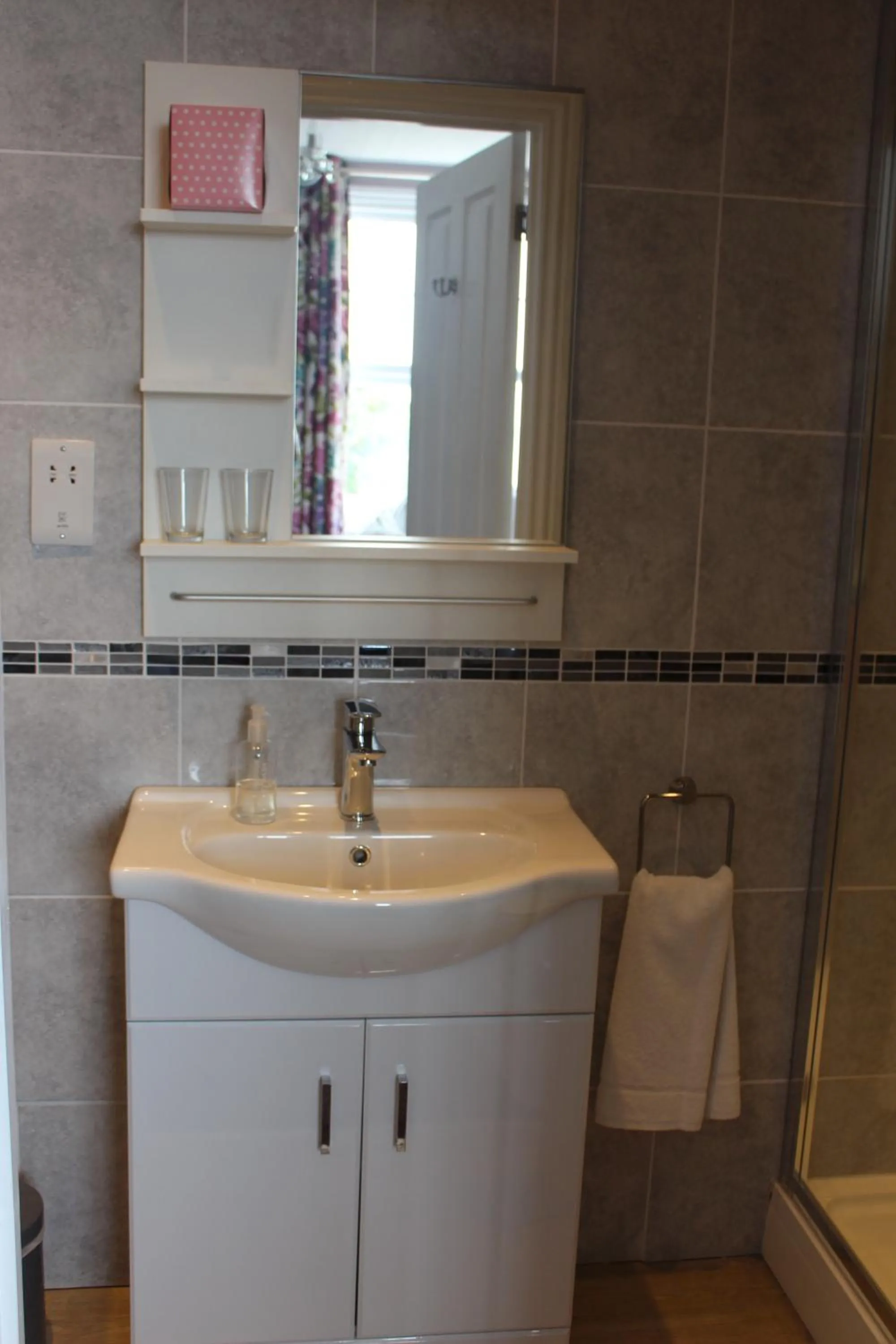Bathroom in Beamsley Lodge B&B