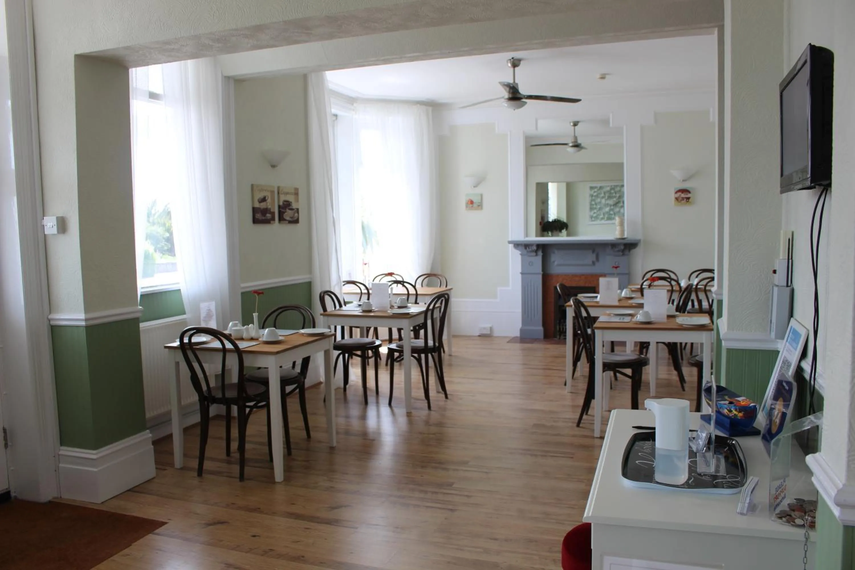 Breakfast in Beamsley Lodge B&B
