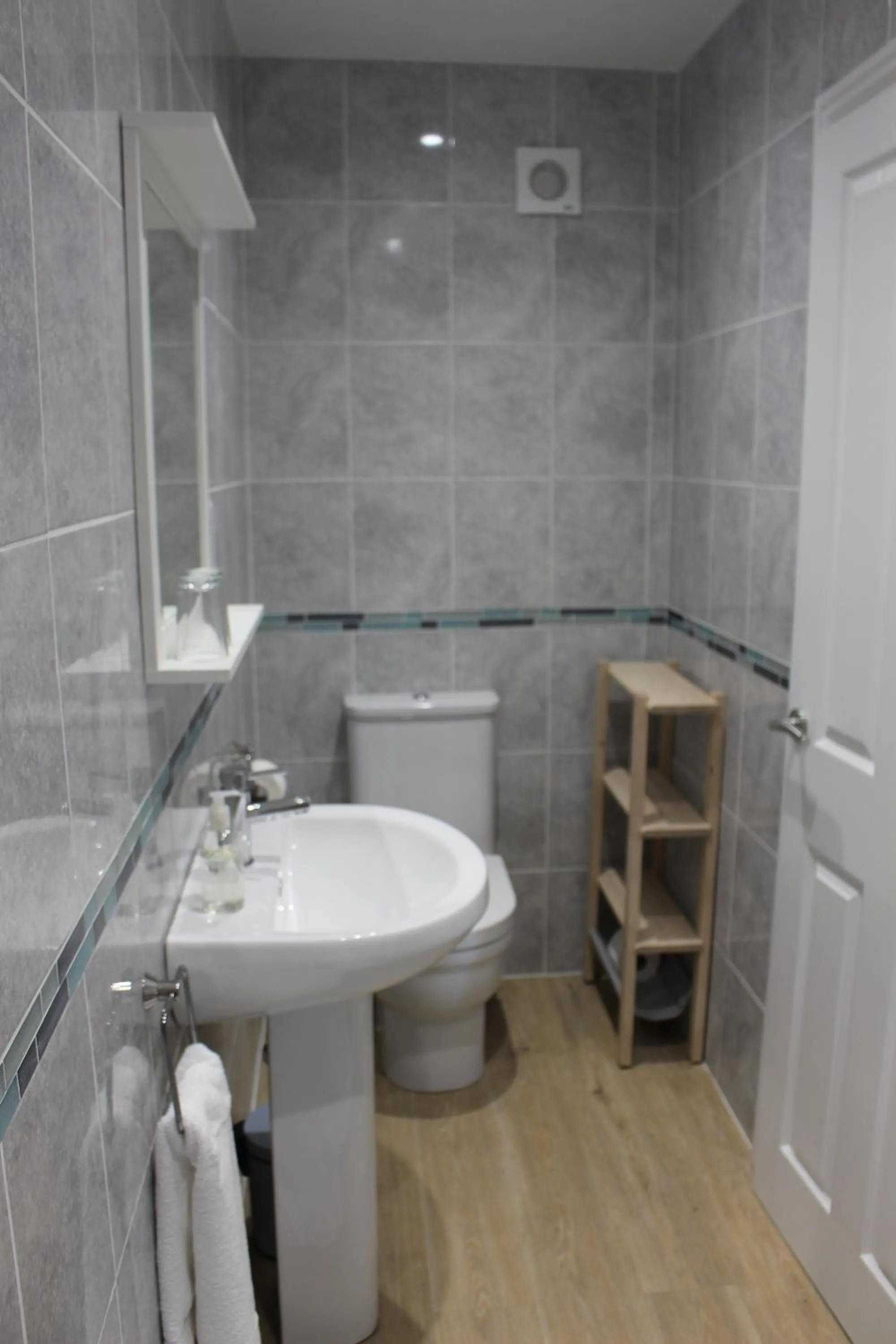 Bathroom in Beamsley Lodge B&B
