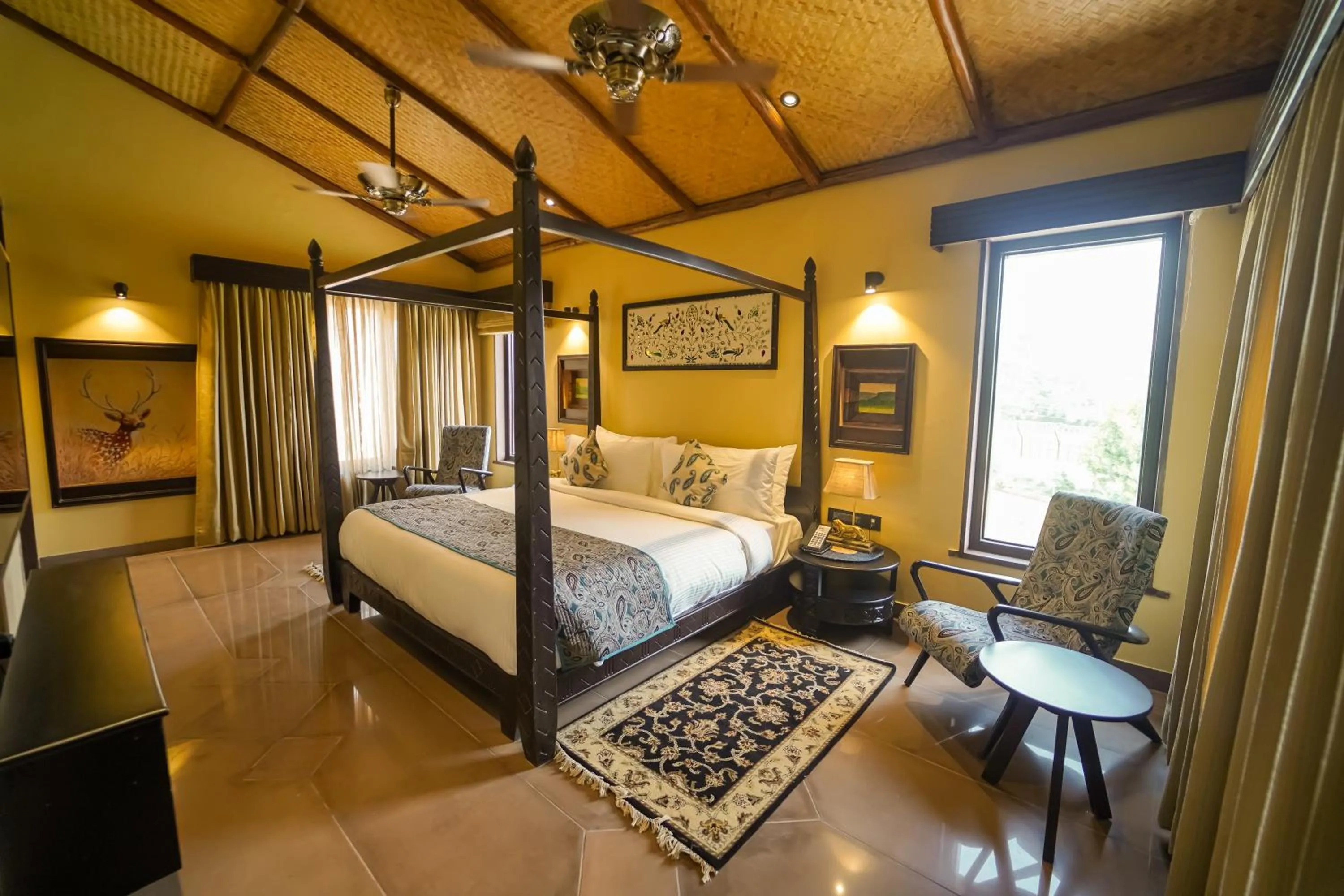 Bed in AamaGhati Wildlife Resort, Ranthambore