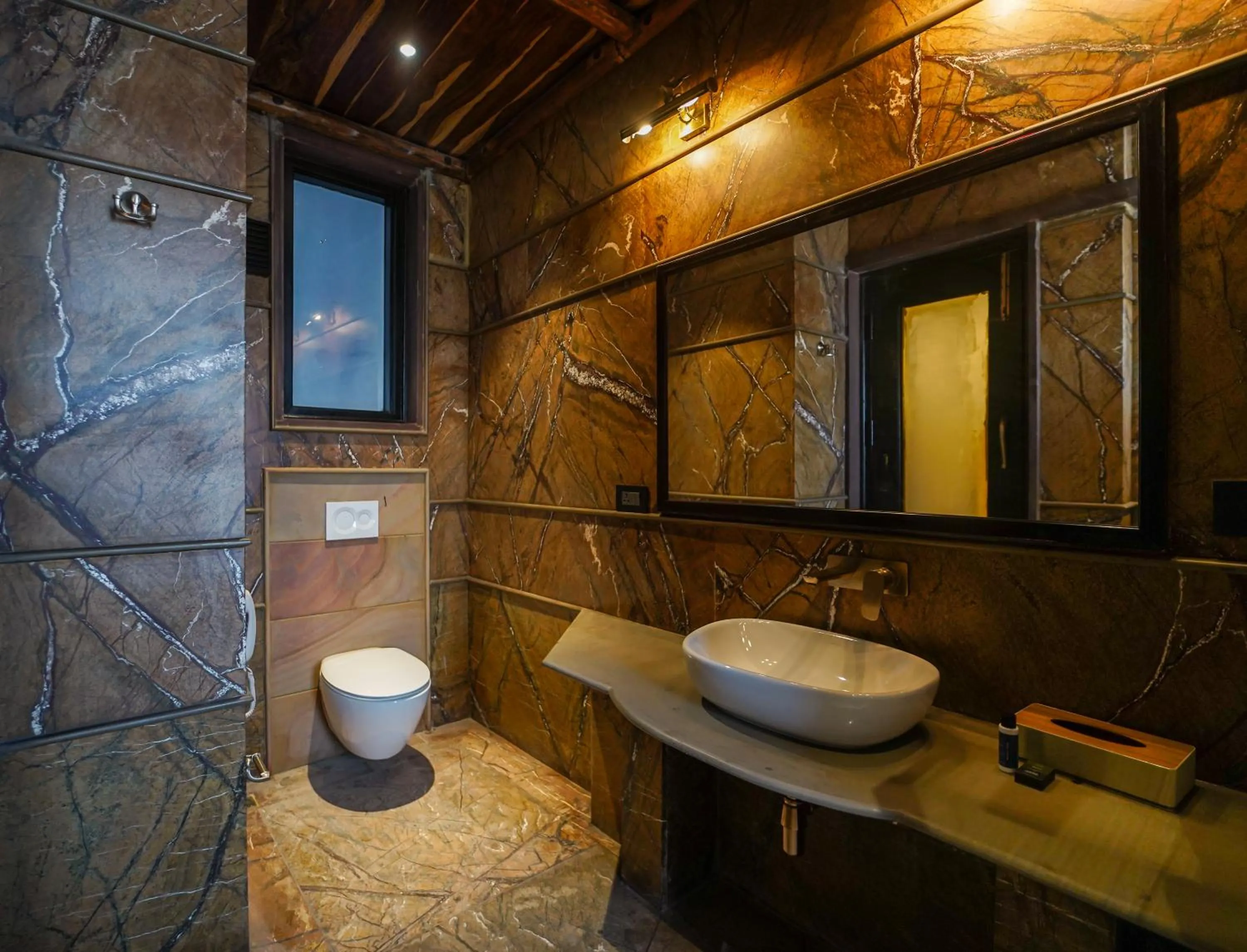 Bathroom in AamaGhati Wildlife Resort, Ranthambore