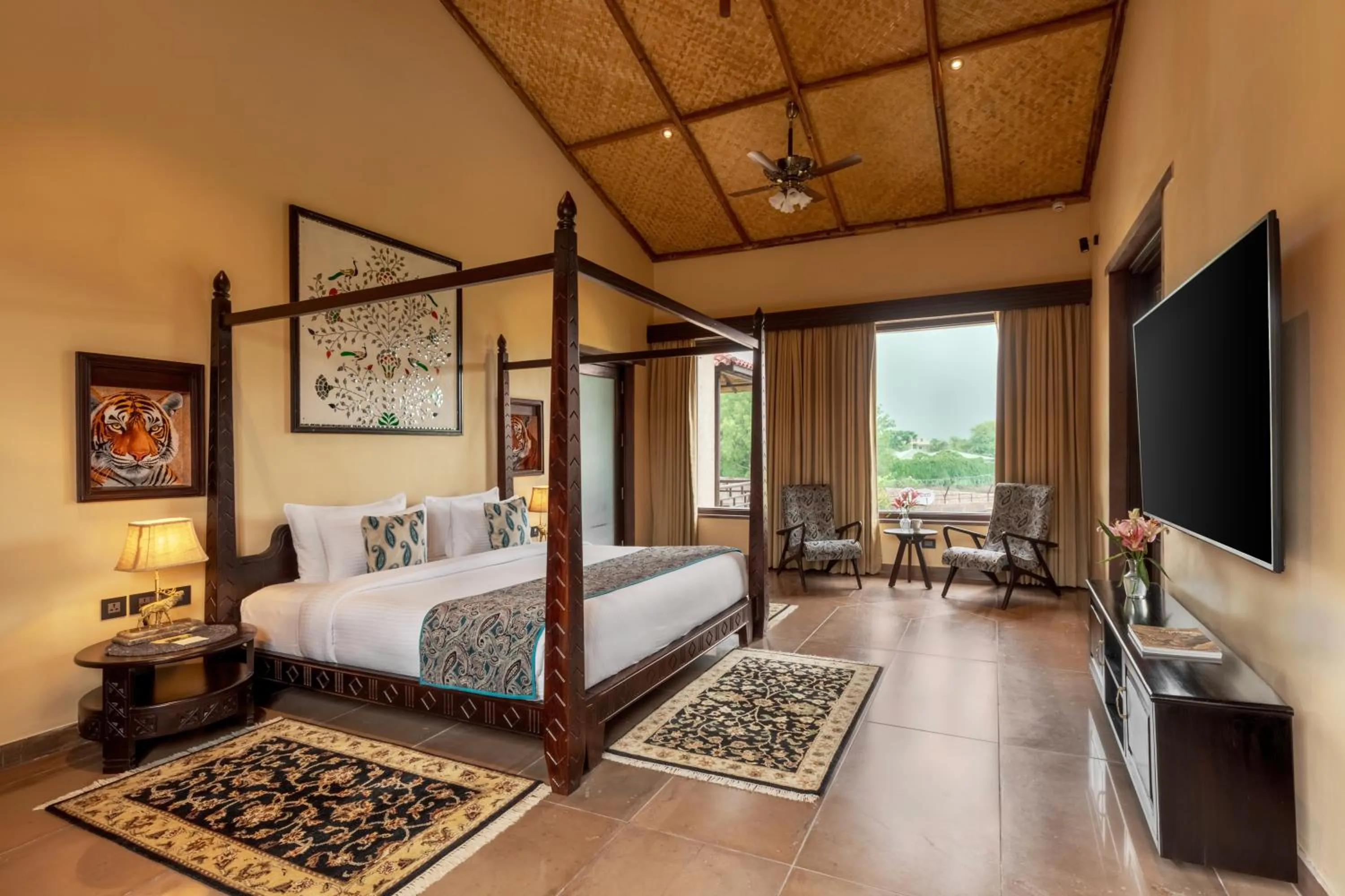 View (from property/room), Bed in AamaGhati Wildlife Resort, Ranthambore