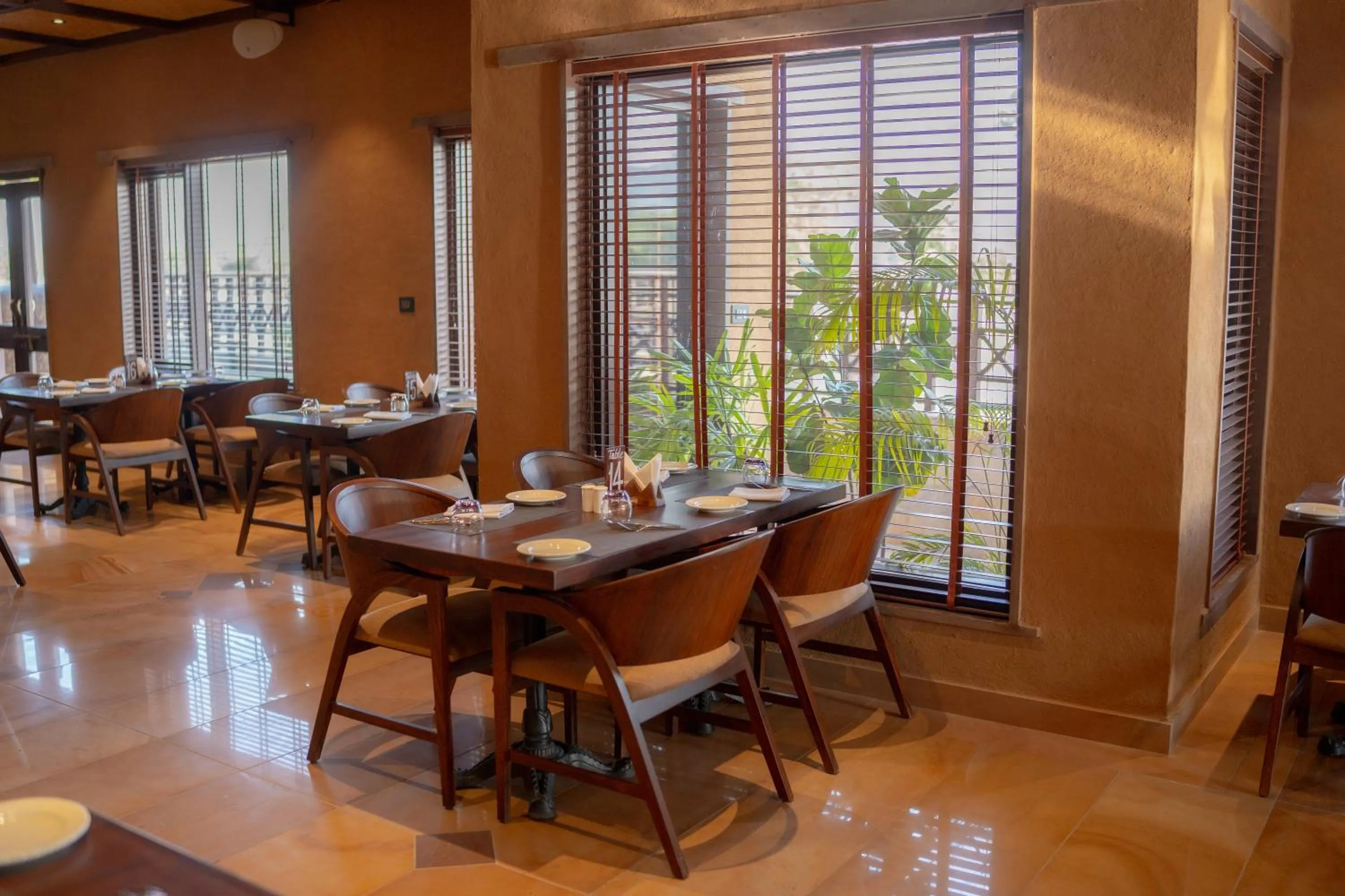 Restaurant/places to eat in AamaGhati Wildlife Resort, Ranthambore