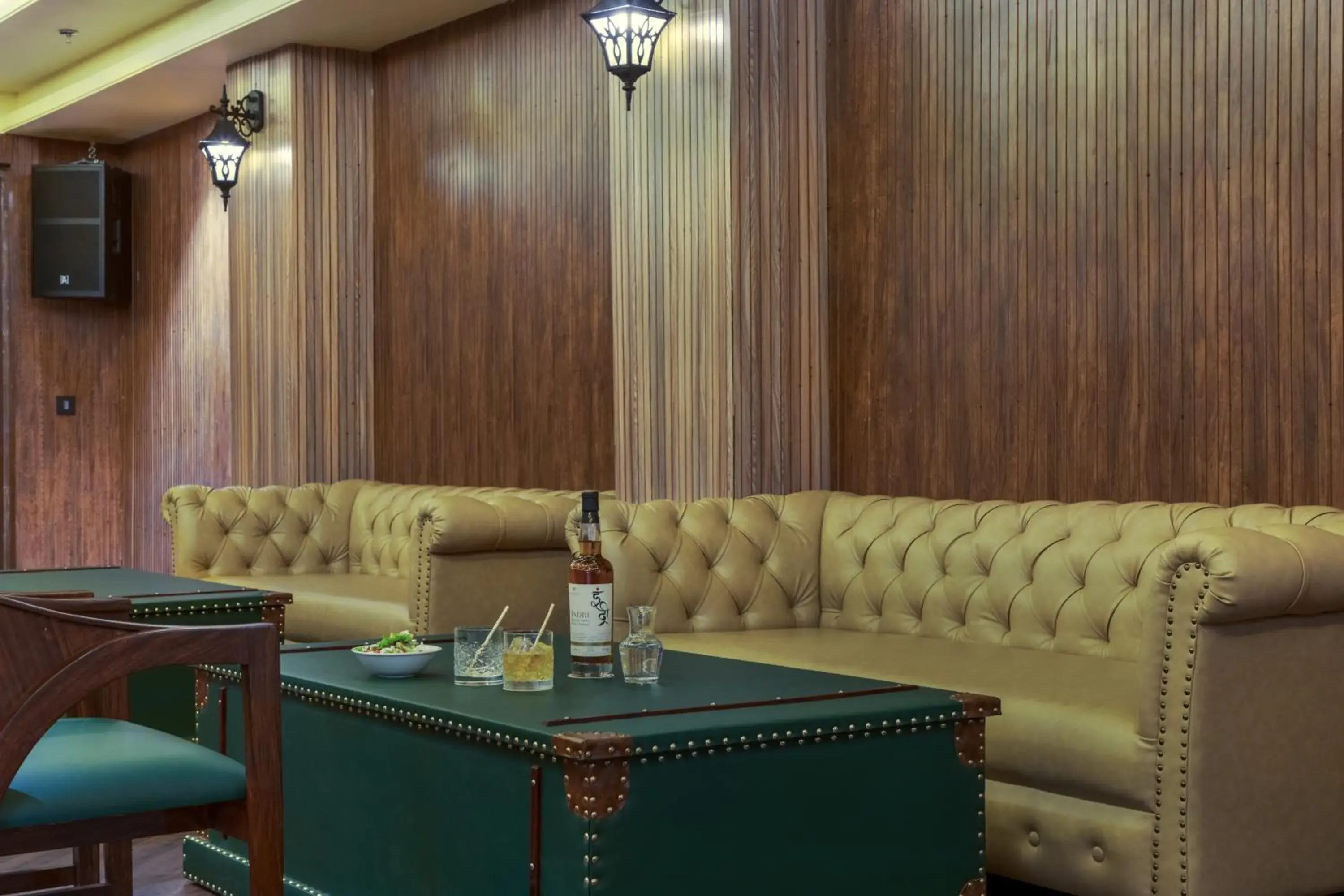 Lounge or bar in AamaGhati Wildlife Resort, Ranthambore Lounge or bar in AamaGhati Wildlife Resort, Ranthambore