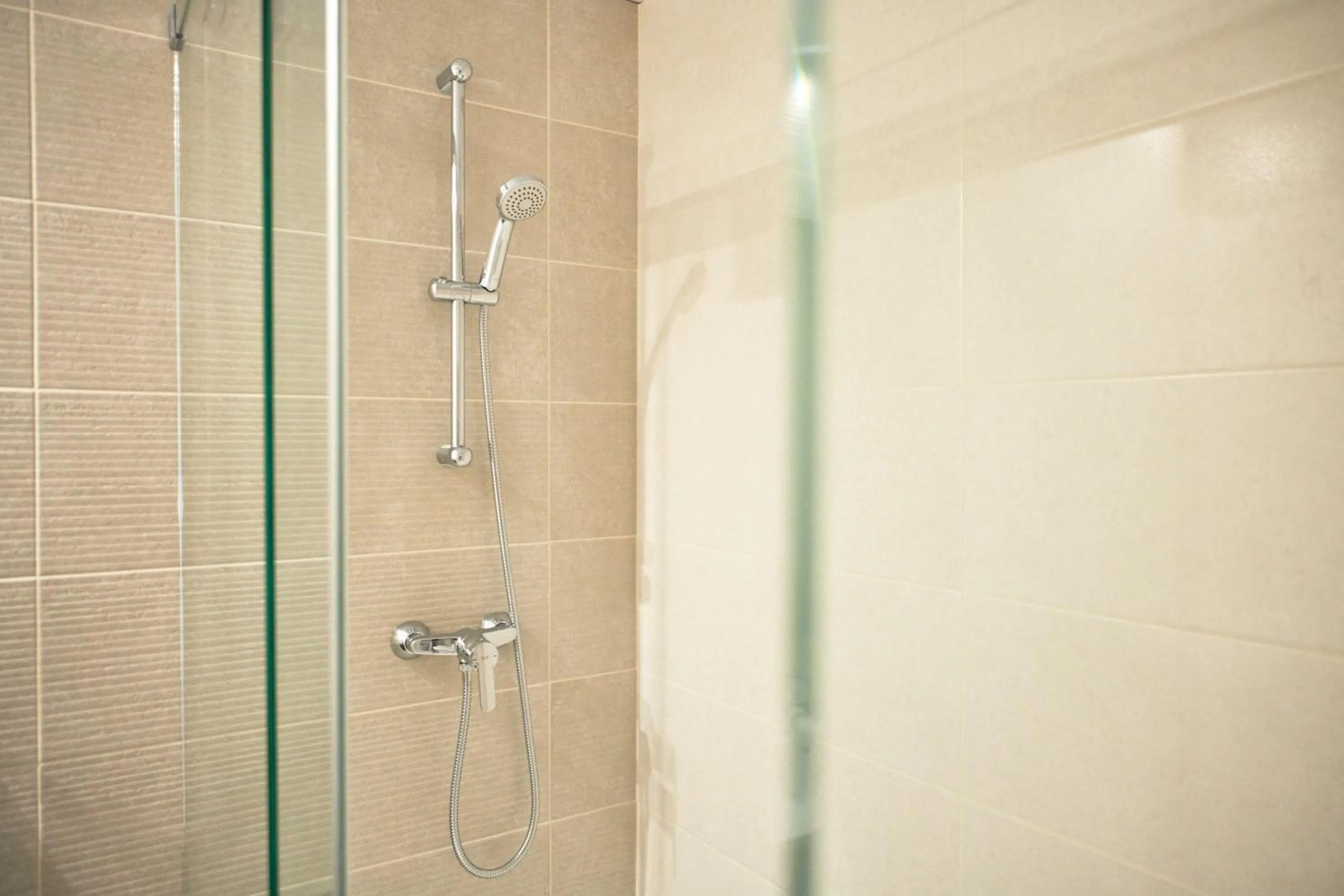 Bathroom in Hotel Miami Calella - El de siempre, como nunca