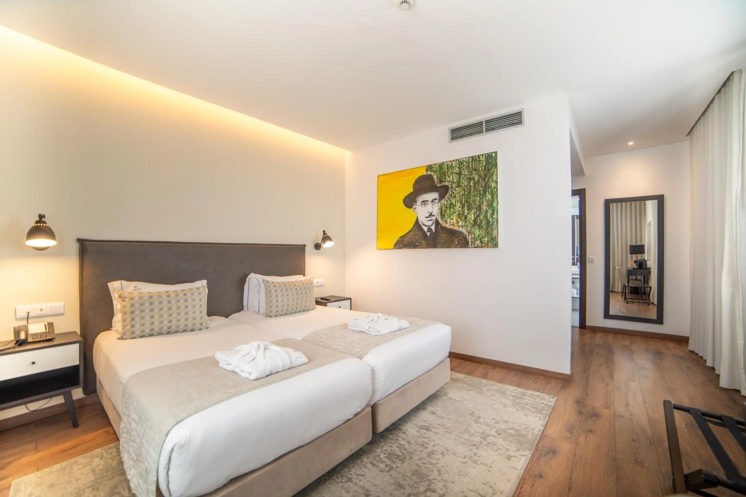 Bedroom, Bed in VIP Executive Picoas Hotel