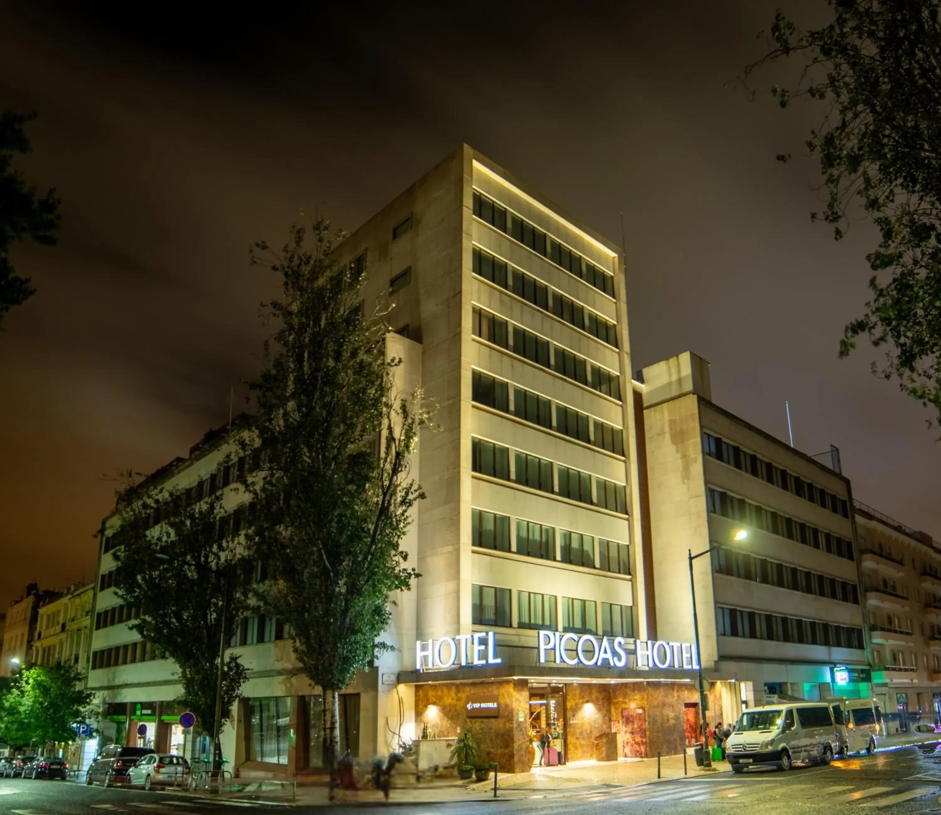 Property building in VIP Executive Picoas Hotel Property building in VIP Executive Picoas Hotel