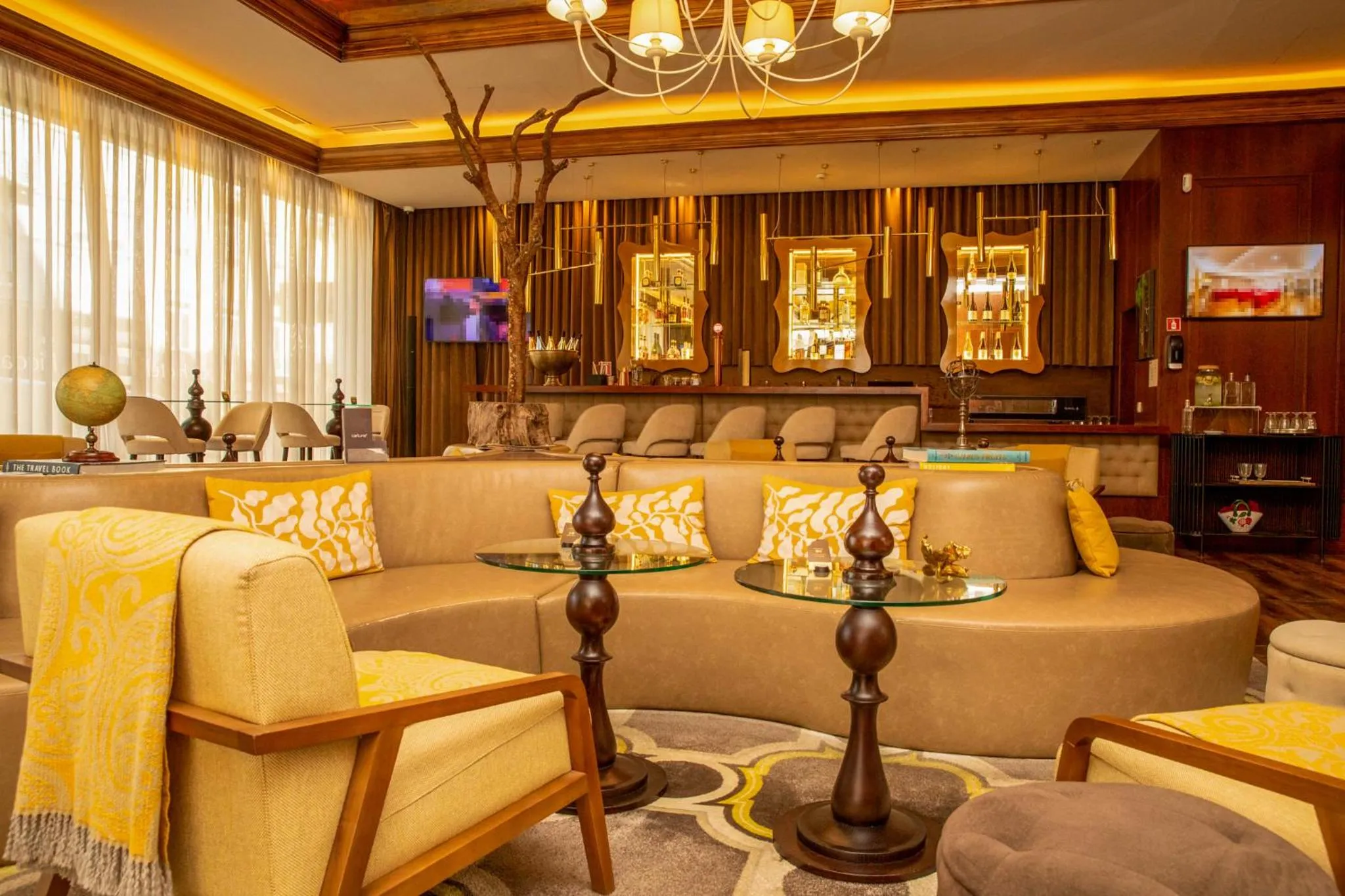 Lounge or bar in VIP Executive Picoas Hotel