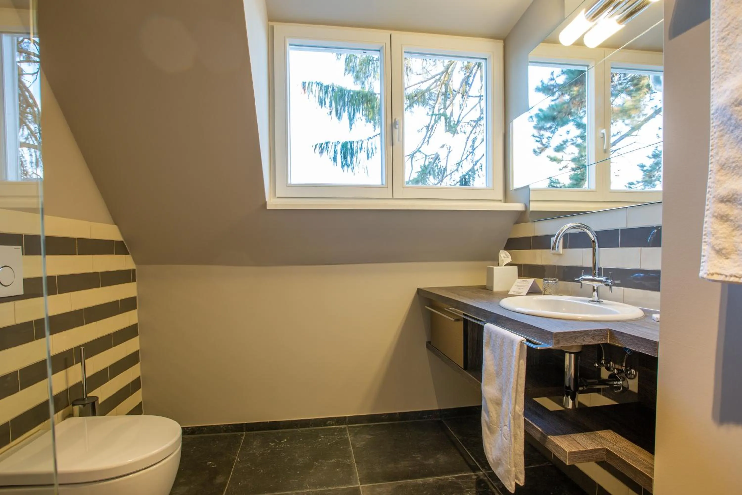 Shower in Villa Glanzstoff