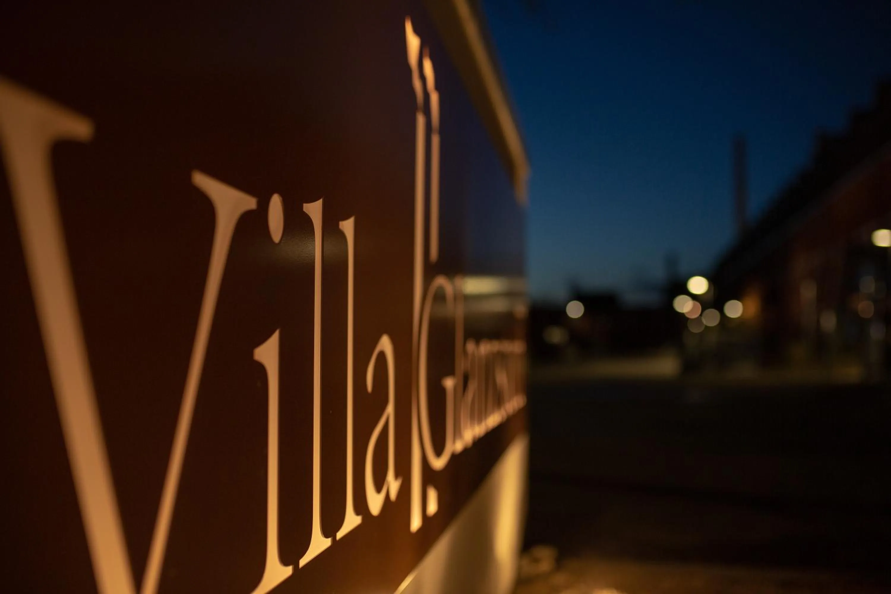 Property building in Villa Glanzstoff