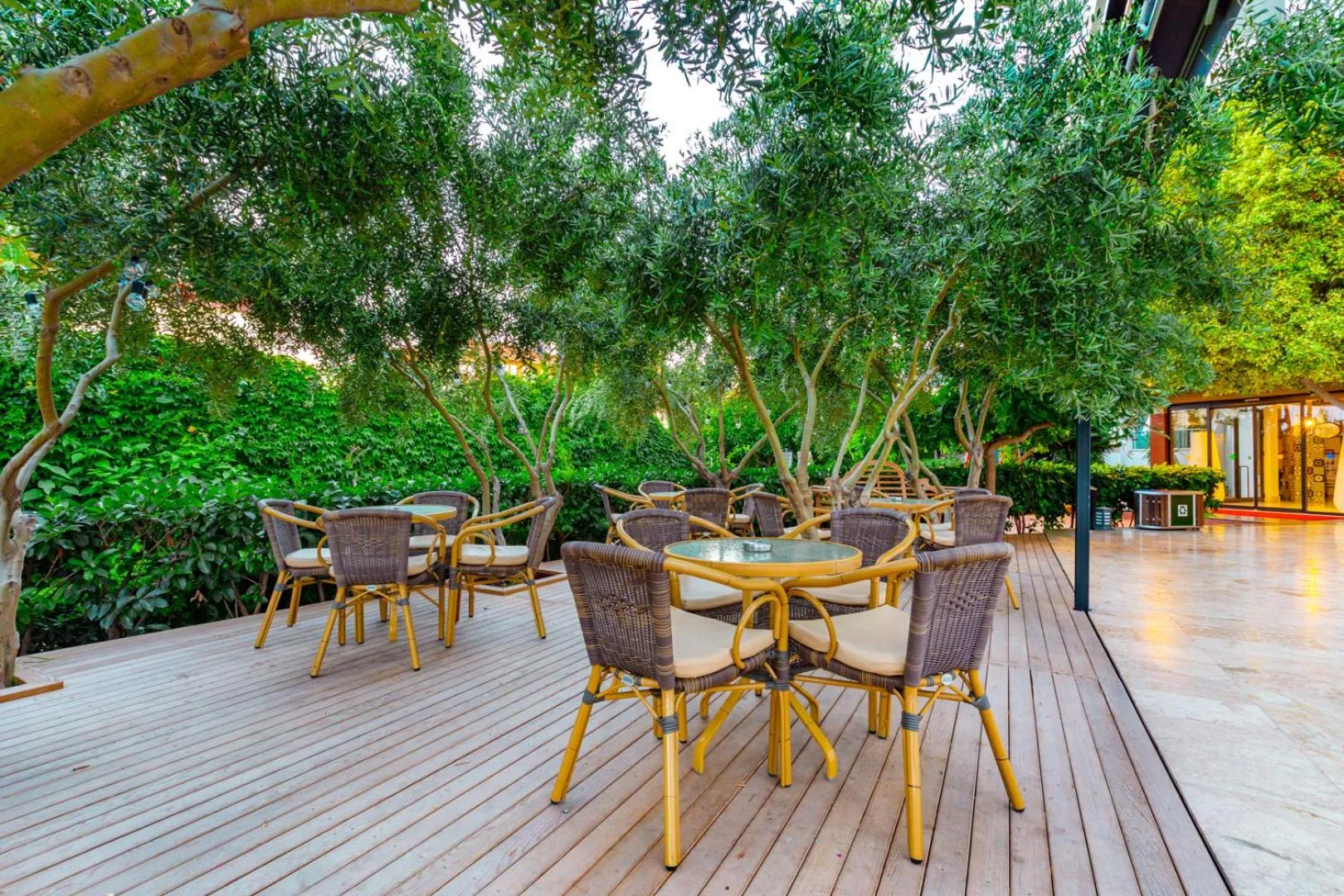 Patio in Numa Konaktepe Hotel - All Inclusive