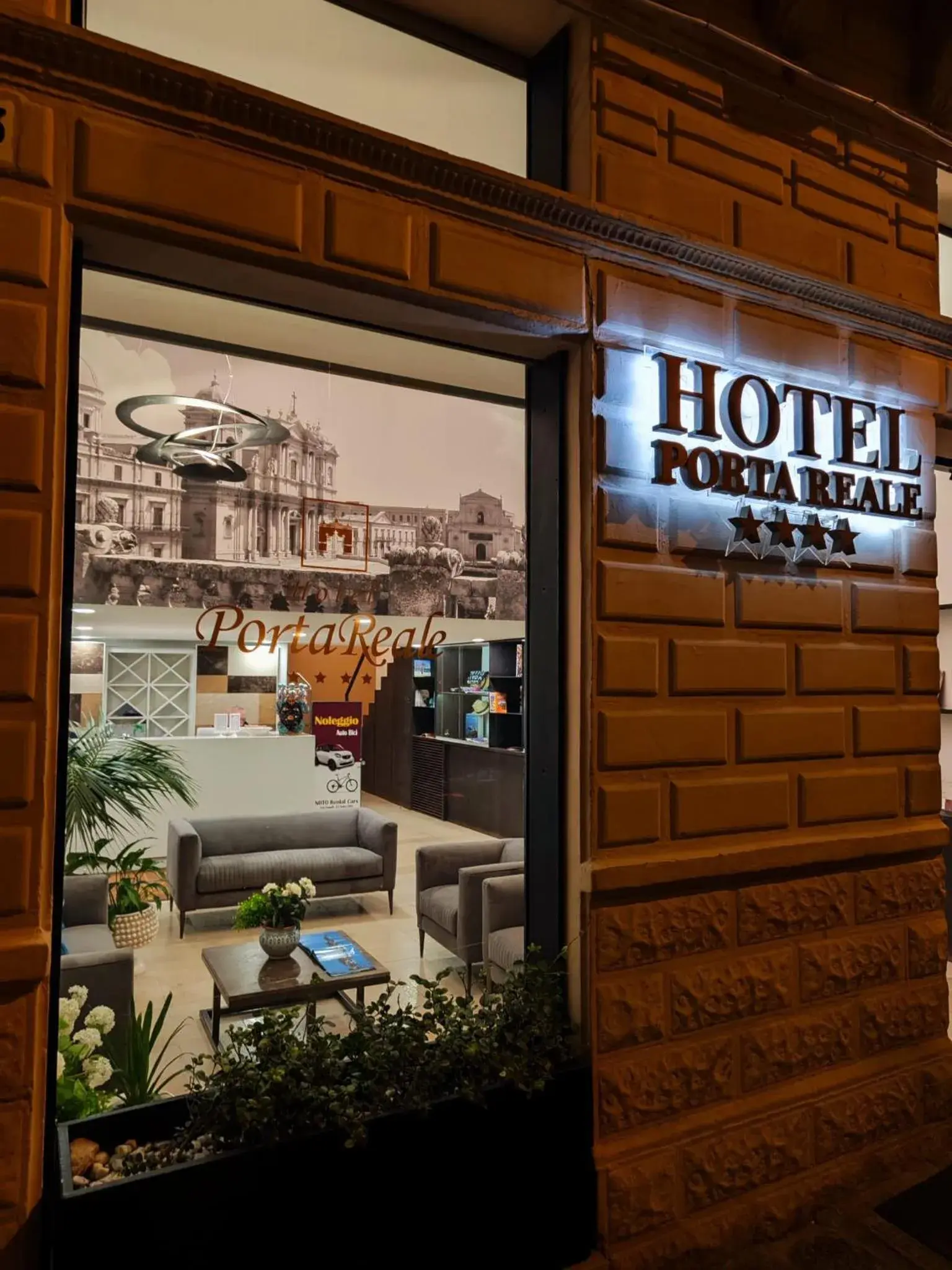 Property building in Hotel Porta Reale Property building in Hotel Porta Reale