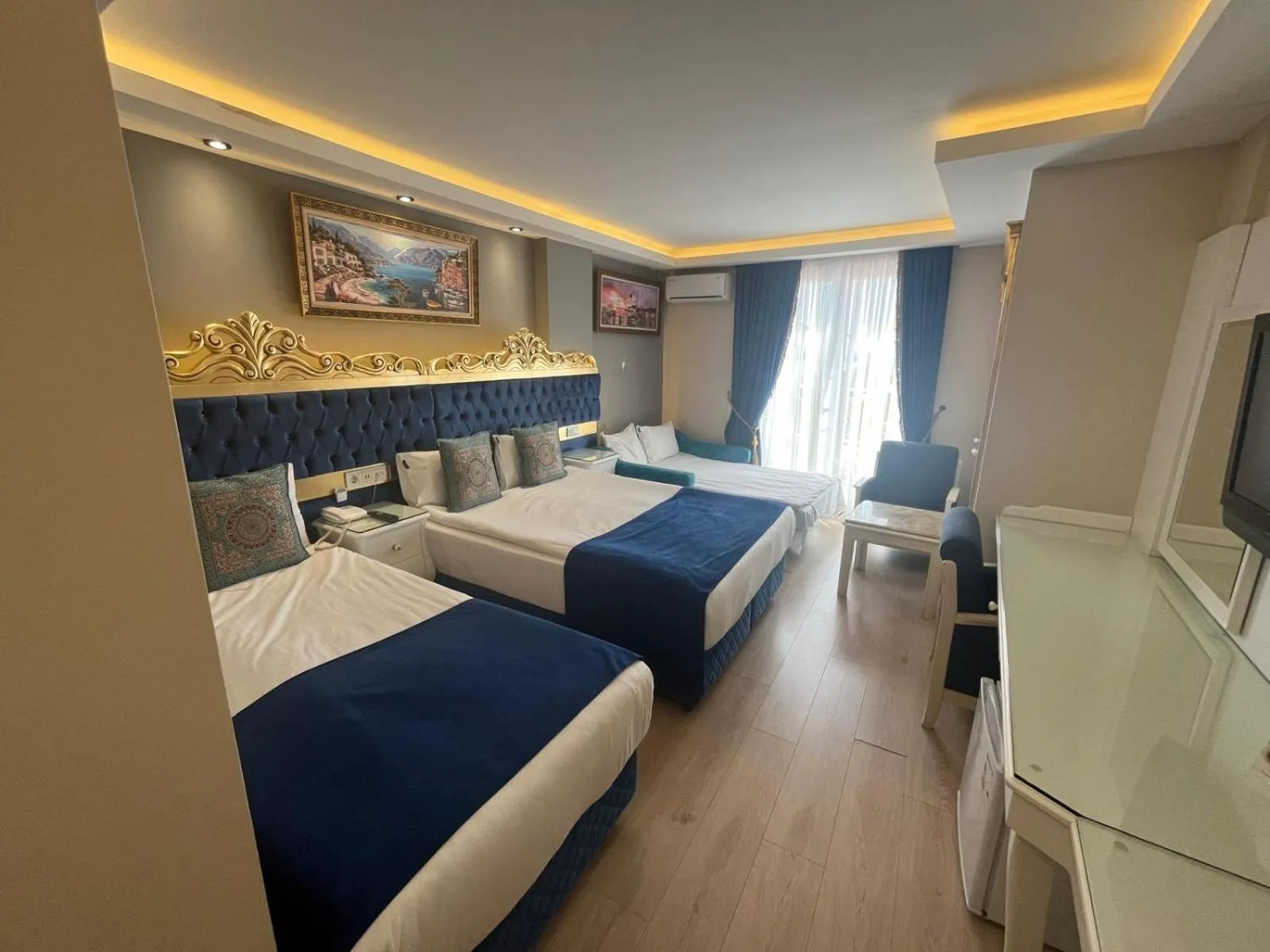 Bed in Hotel Barbarosa