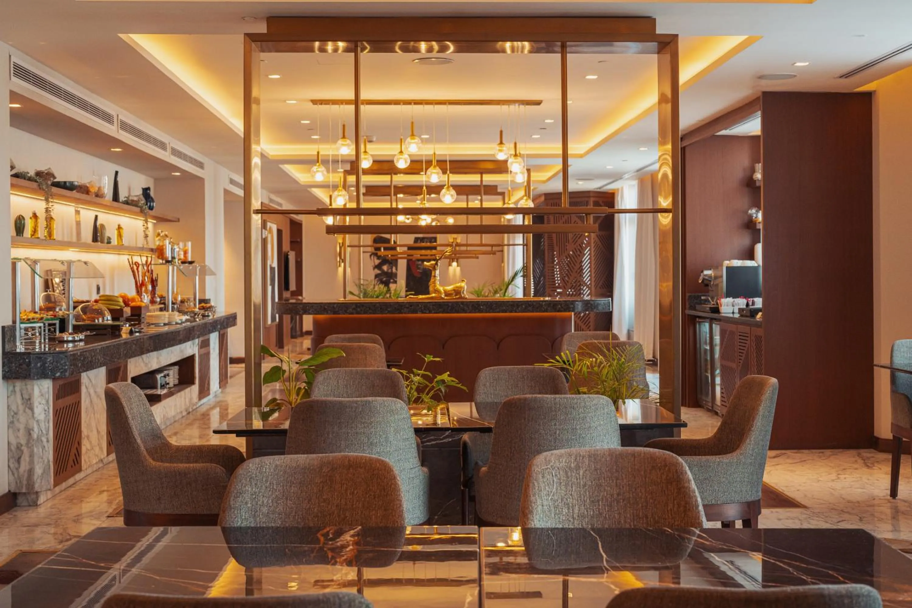 Restaurant/places to eat in Sofitel Cairo Downtown Nile