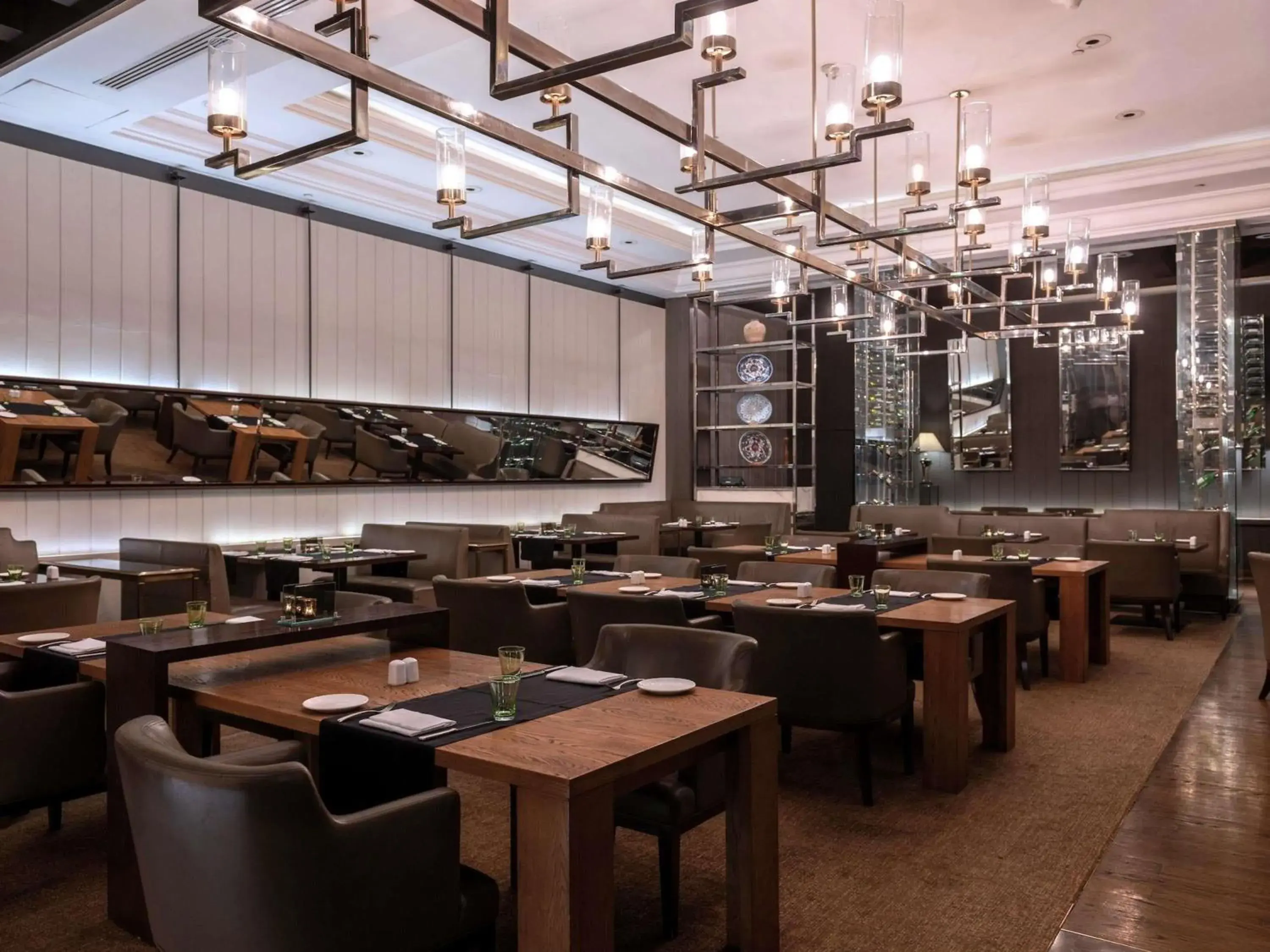 Restaurant/places to eat in Sofitel Cairo Downtown Nile Restaurant/places to eat in Sofitel Cairo Downtown Nile