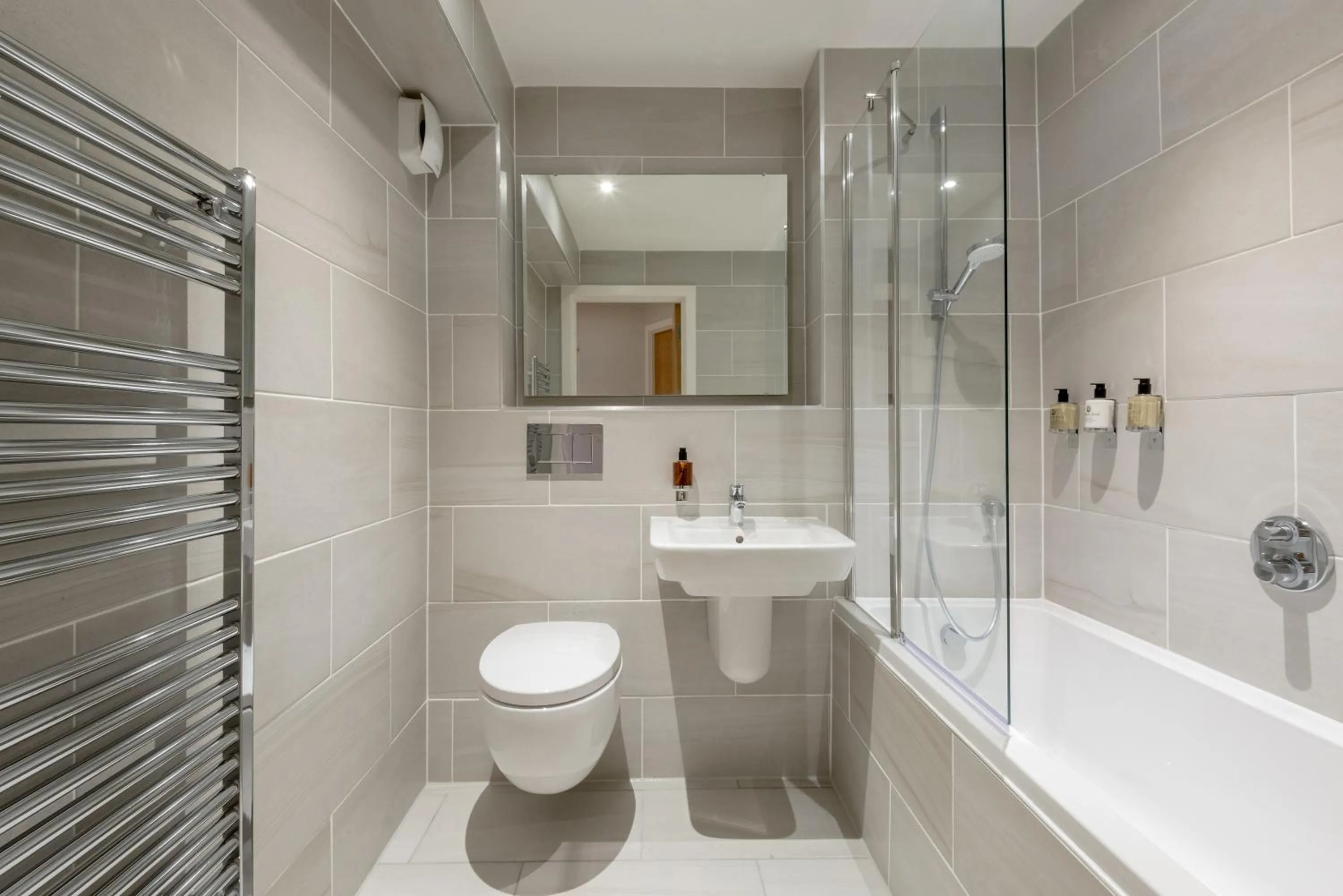 Destiny Scotland - Royal Mile Residence