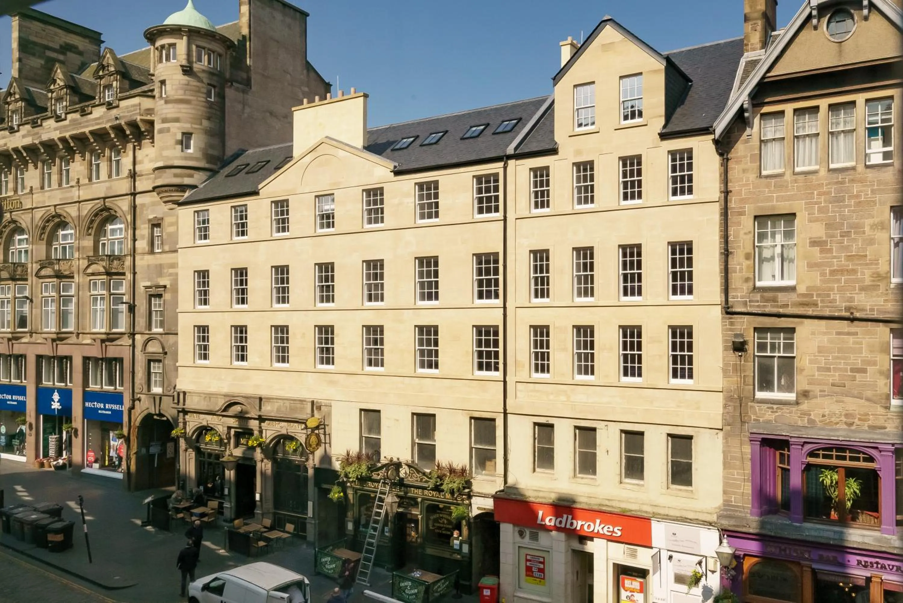 Destiny Scotland - Royal Mile Residence