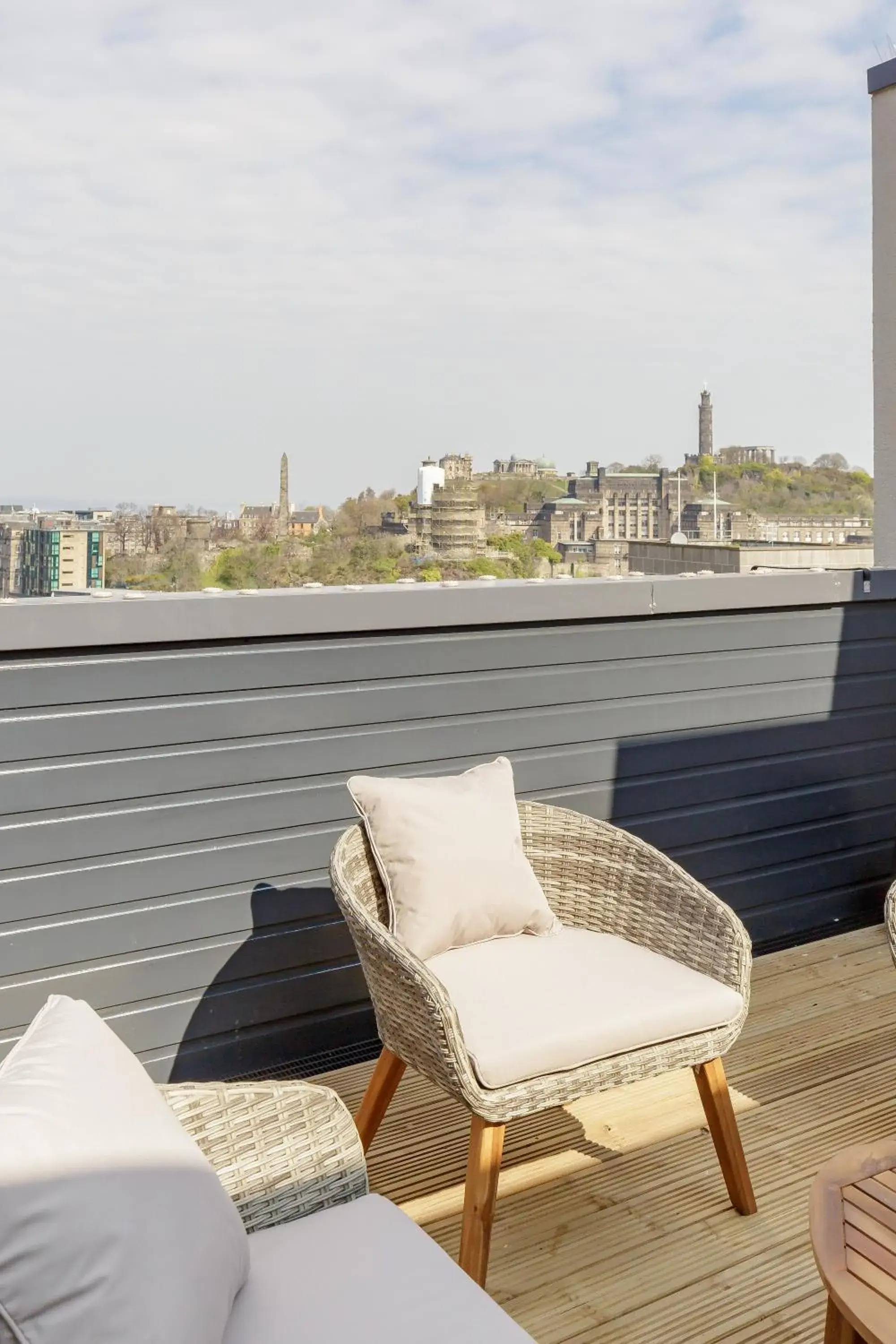Apartment with Balcony in Destiny Scotland - Royal Mile Residence Apartment with Balcony in Destiny Scotland - Royal Mile Residence