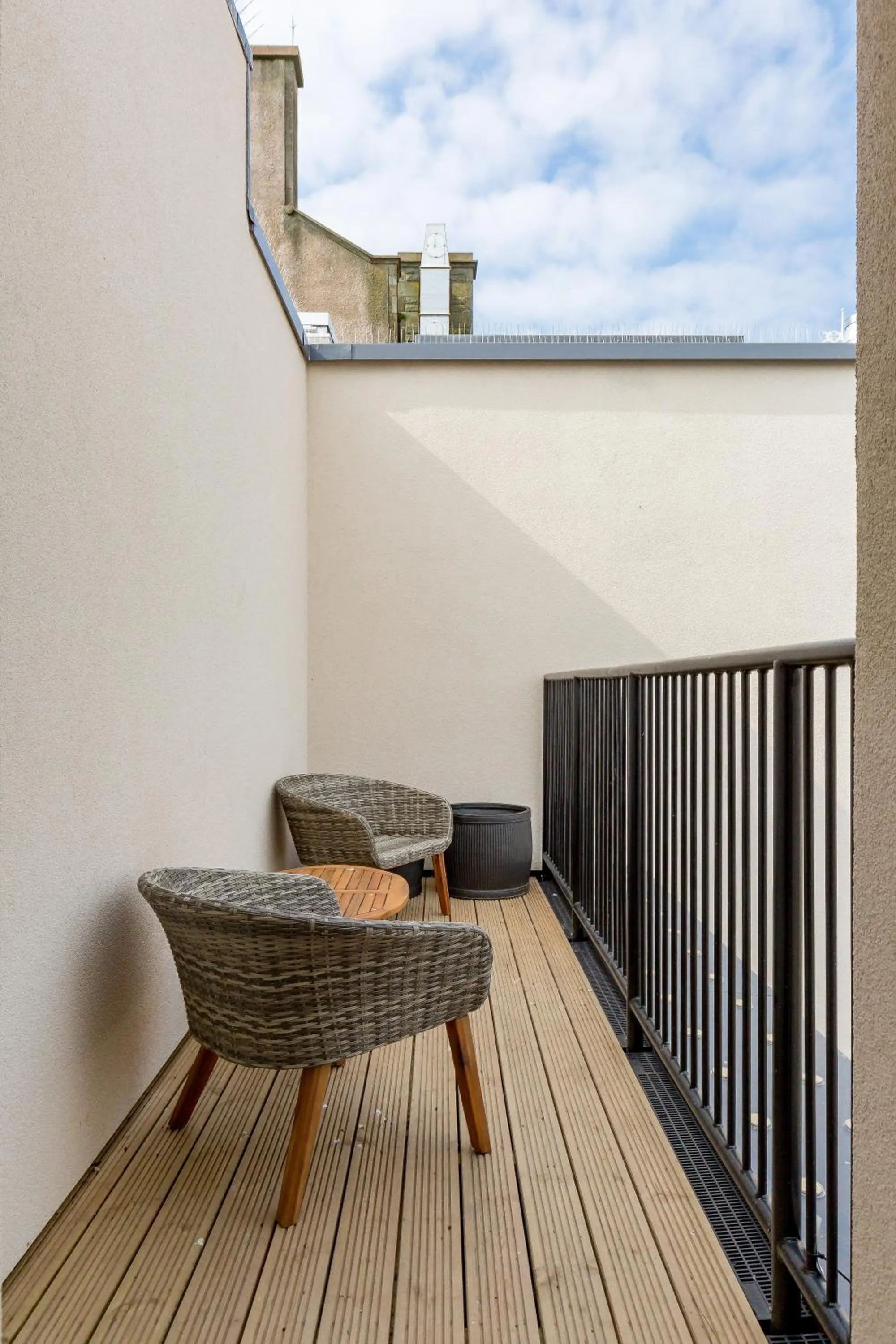 Destiny Scotland - Royal Mile Residence