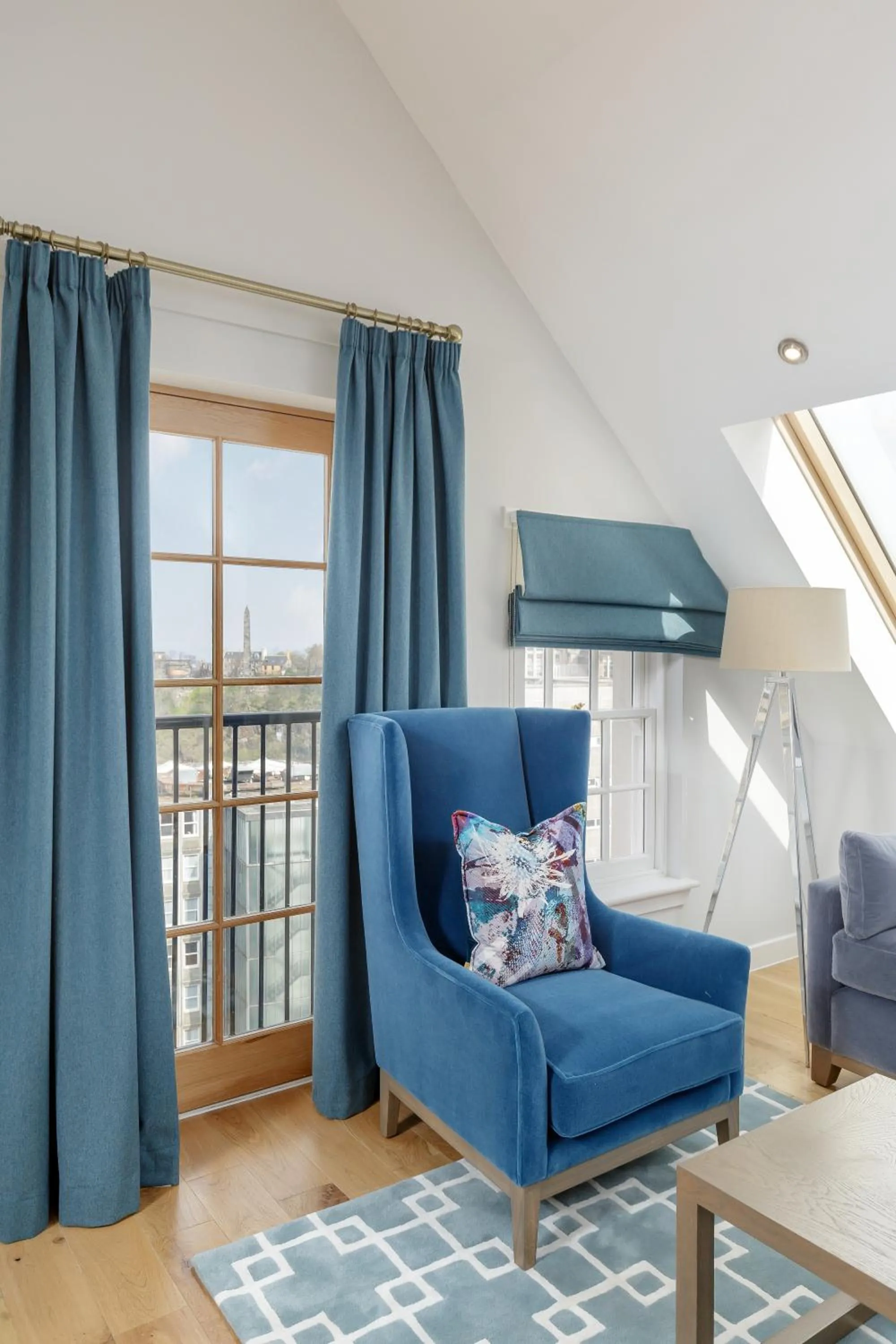 Destiny Scotland - Royal Mile Residence