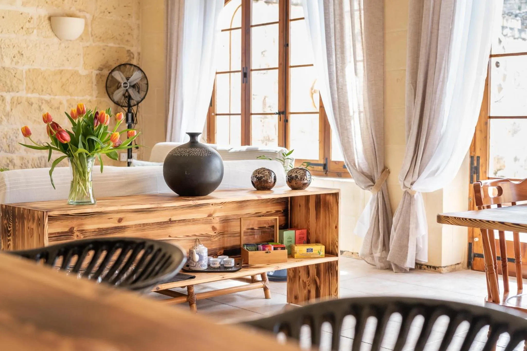 Dining area in Mood Farmhouse B&B