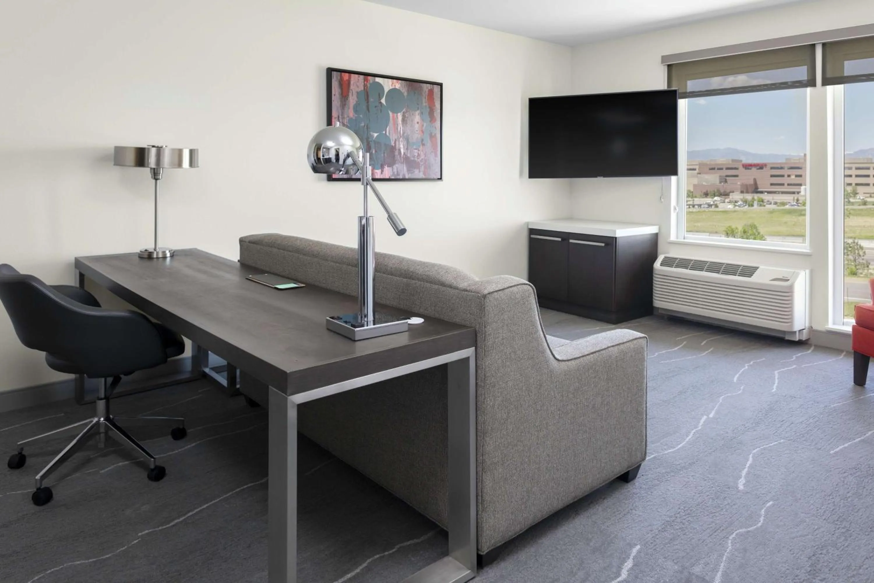 Bedroom in Hilton Garden Inn Denver/Thornton