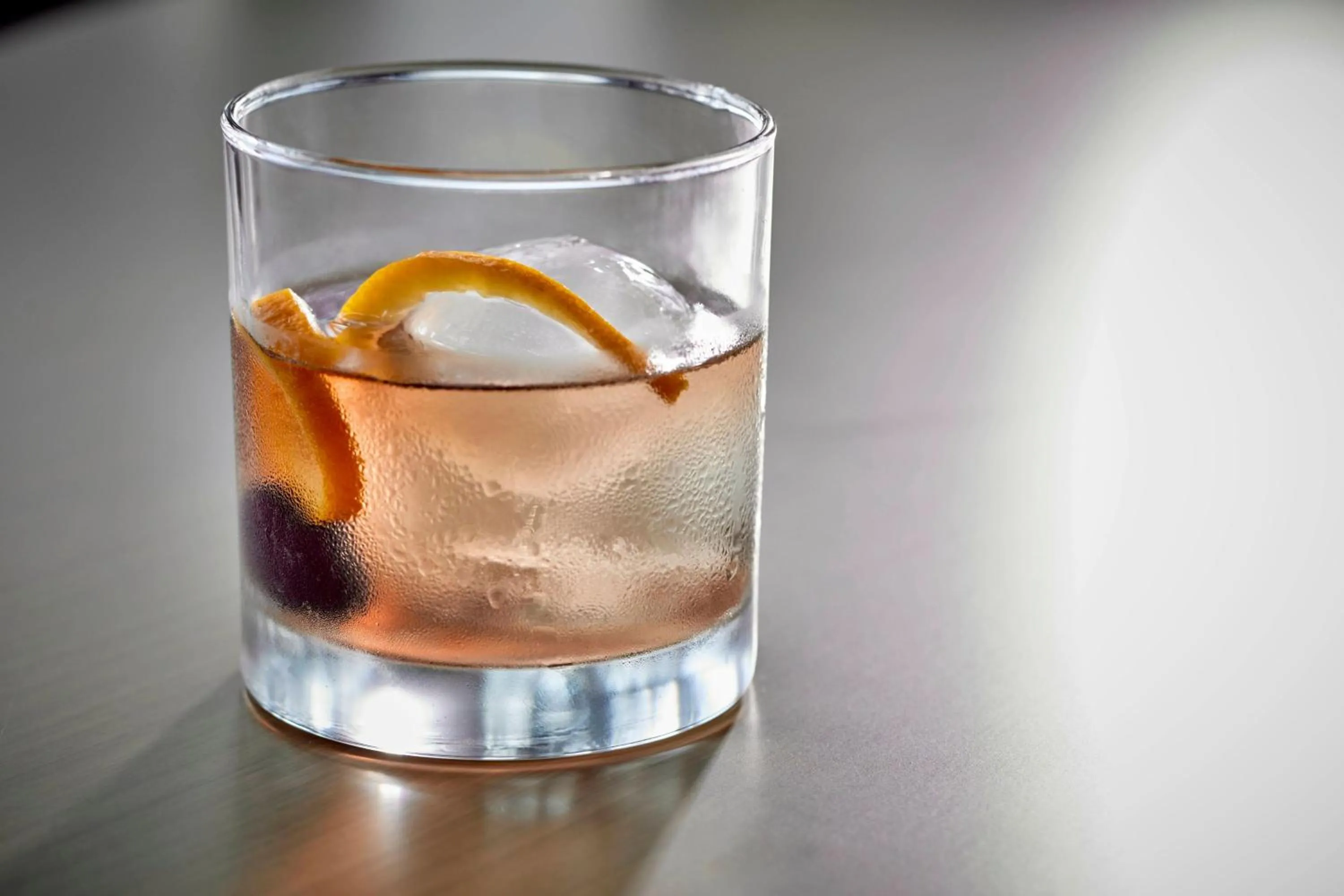 Restaurant/places to eat in Delta Hotels by Marriott Toledo