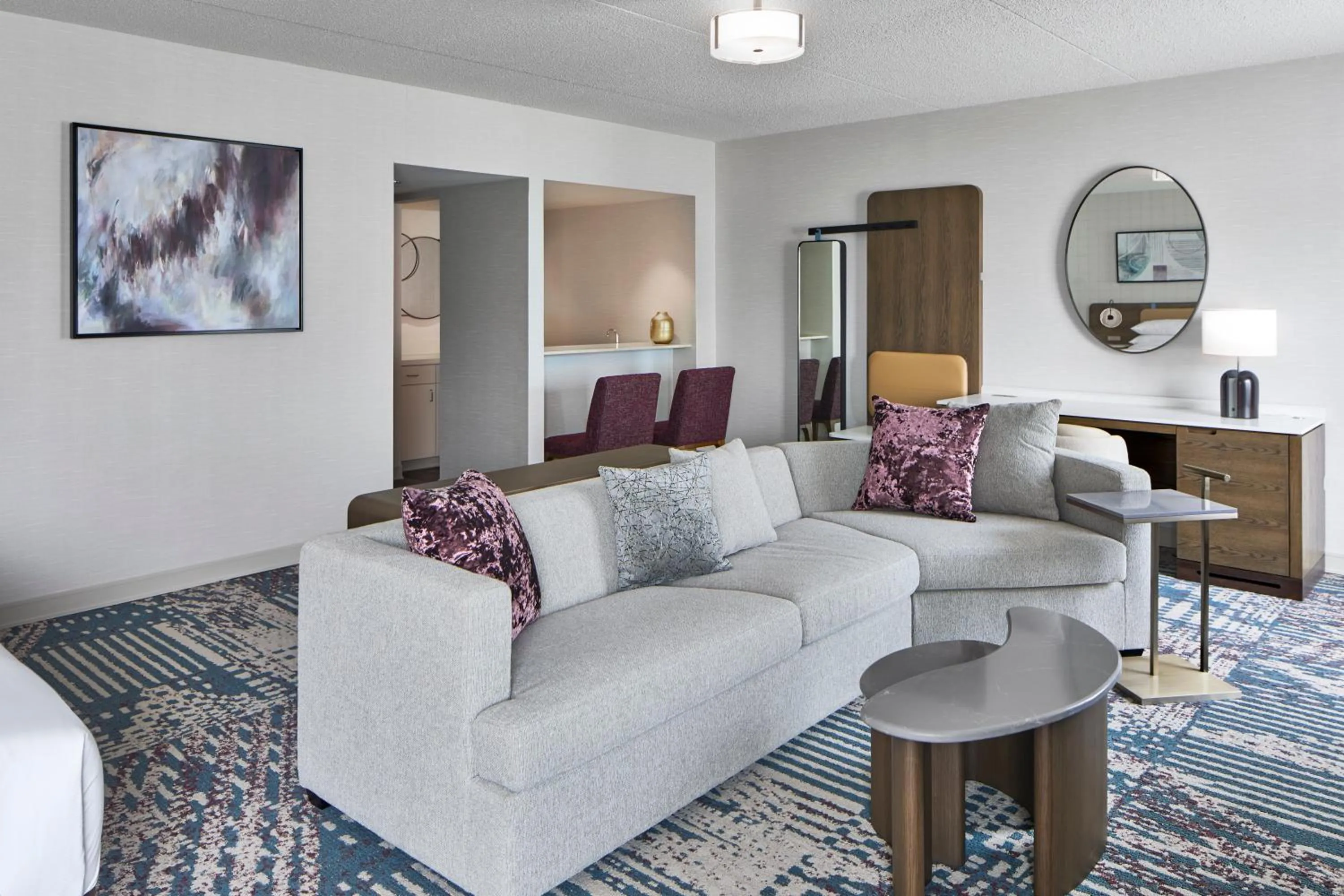 Seating area in Delta Hotels by Marriott Toledo