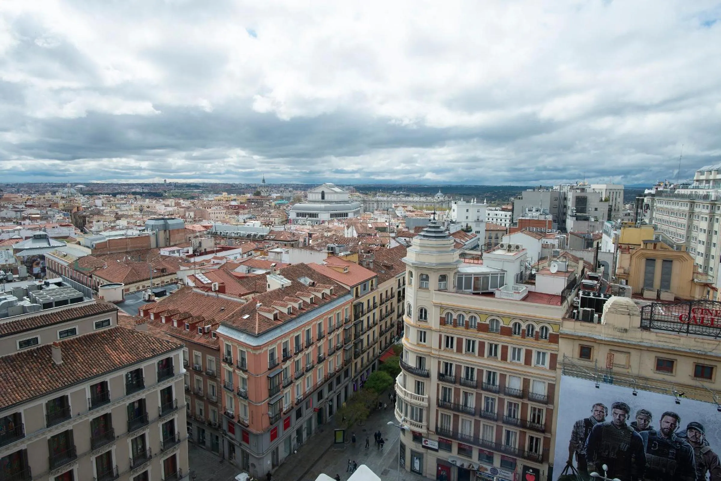 Restaurant/places to eat in The First One Madrid Preciados