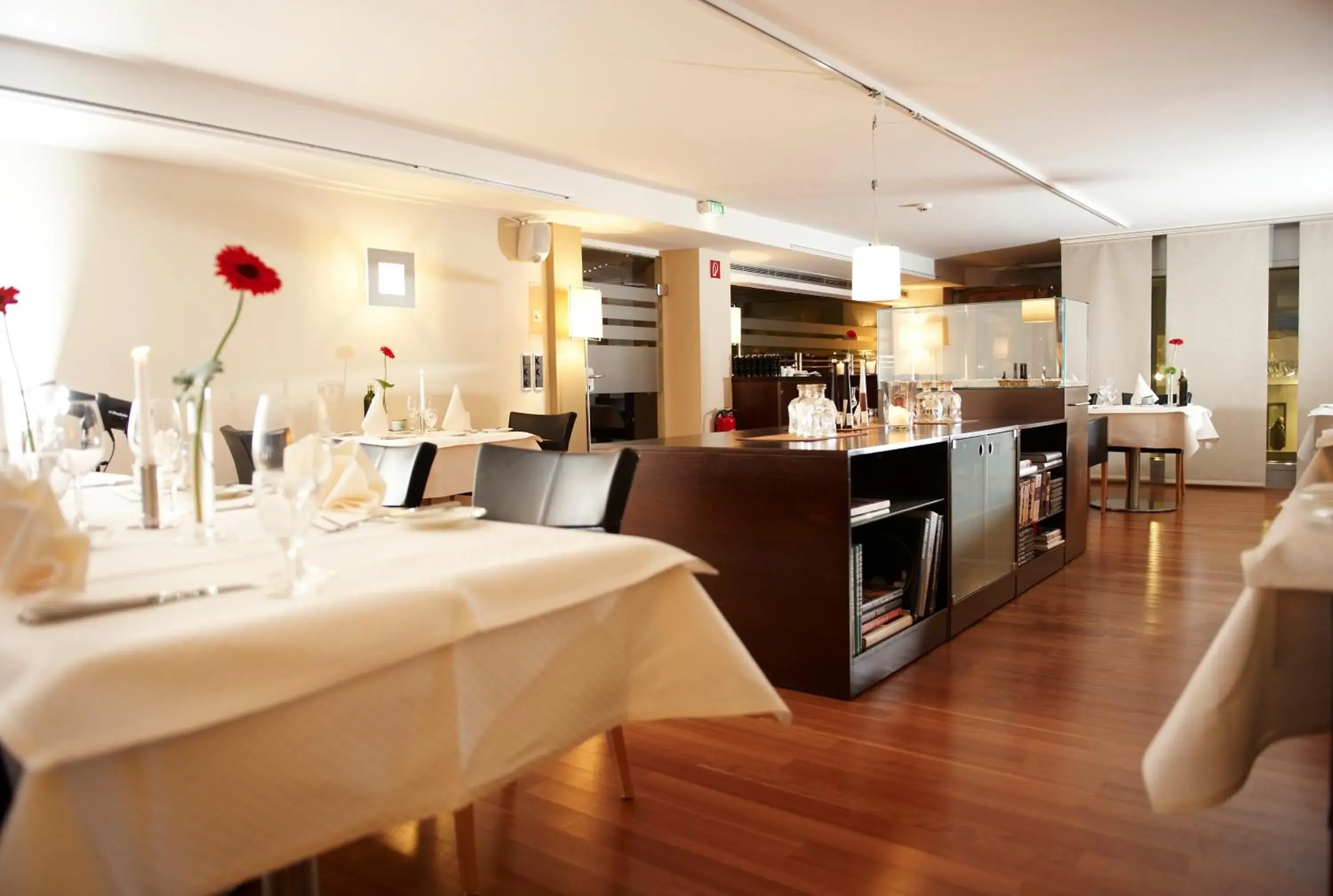 Restaurant/places to eat in Altera Hotel Restaurant/places to eat in Altera Hotel
